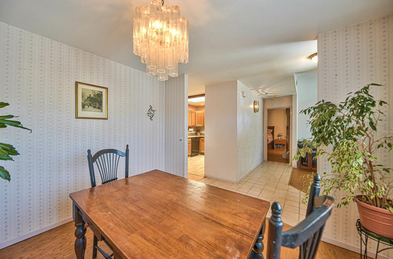 1131 Kimberly CT
