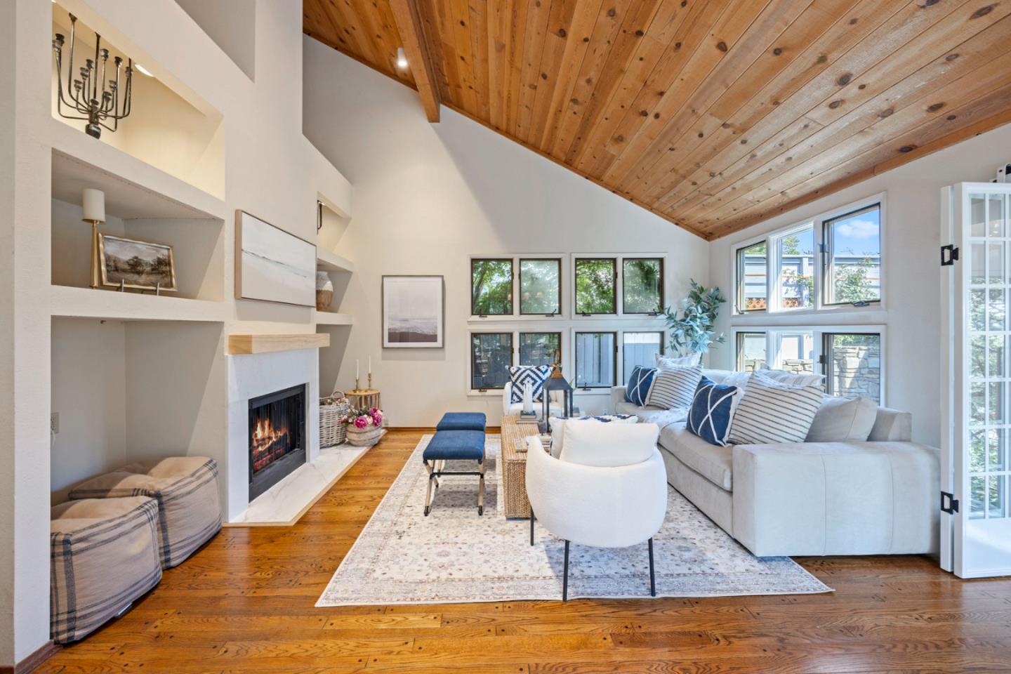 0 NE Corner Lobos & 1st AVE