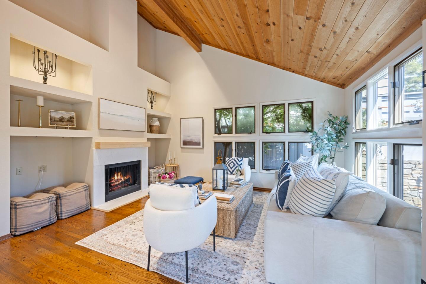 0 NE Corner Lobos & 1st AVE