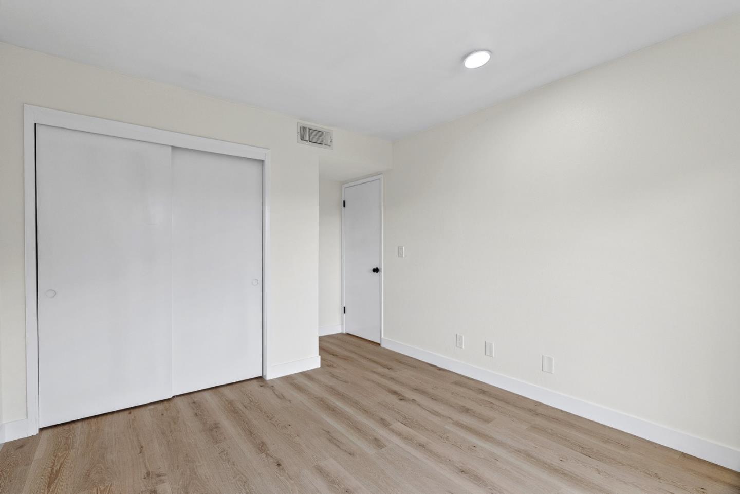 66 Montsalas DR