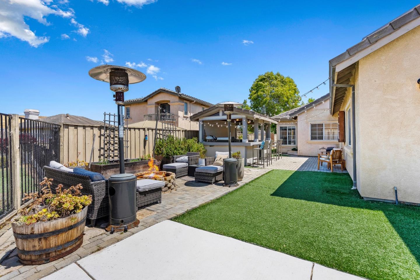 26446 Honor LN