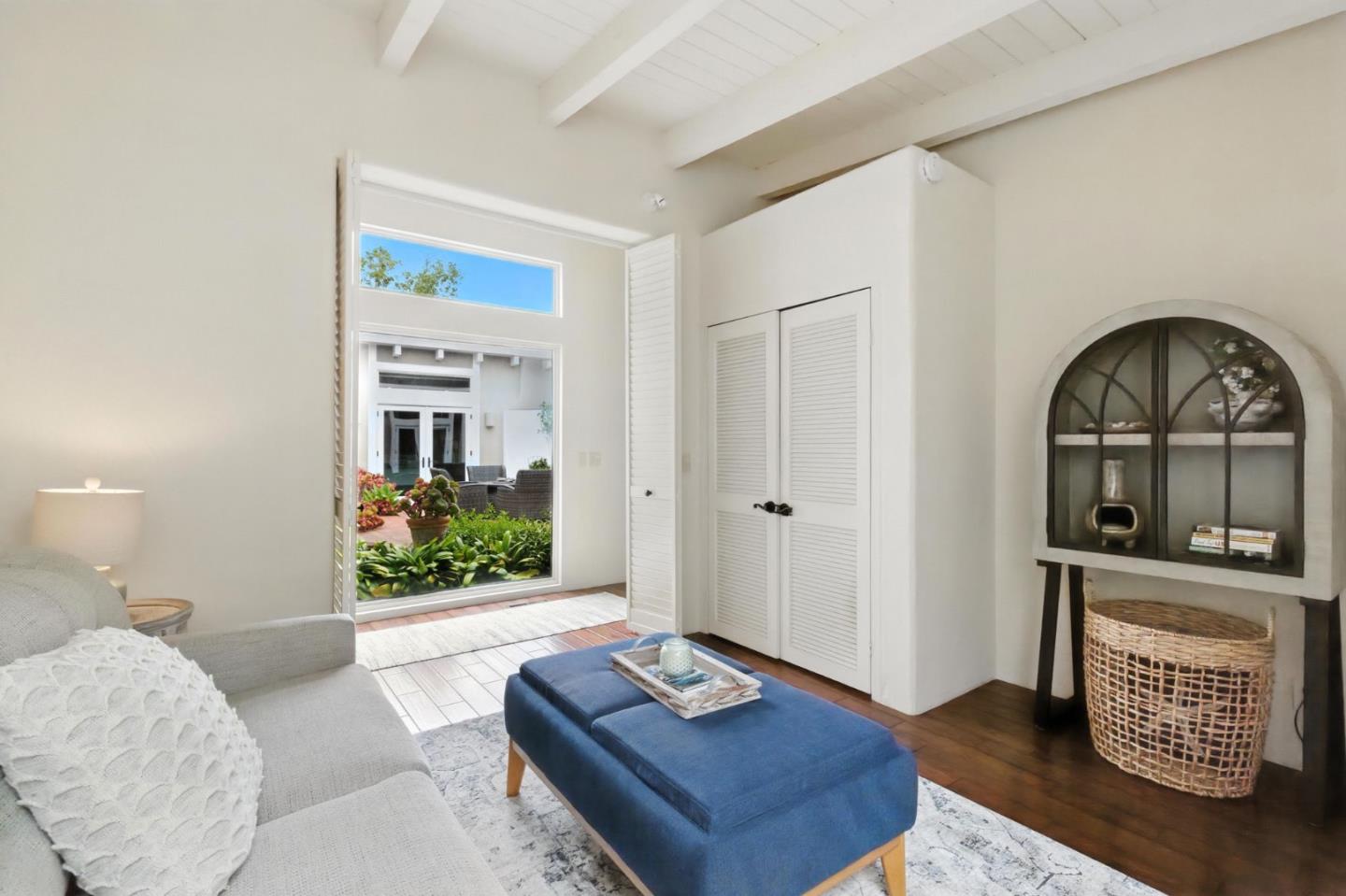 4021 El Bosque Drive
