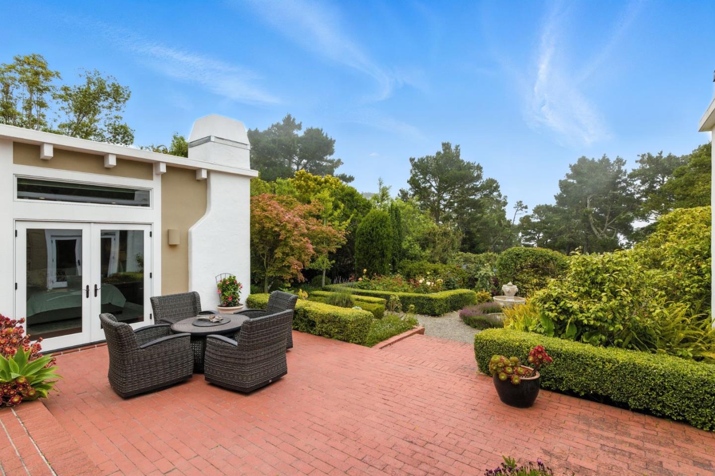 4021 El Bosque Drive
