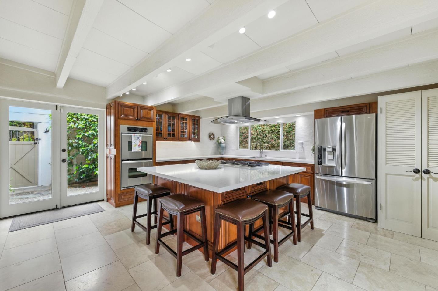 4021 El Bosque Drive