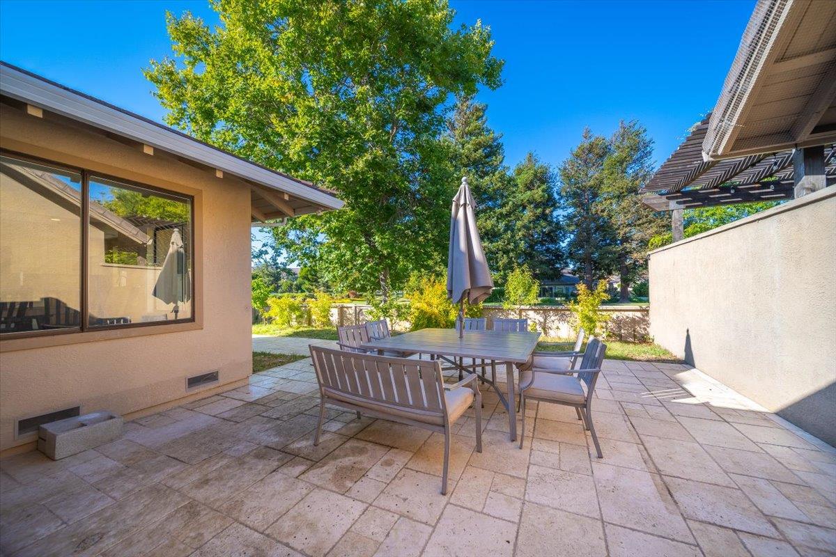 14075 Mountain Quail Road