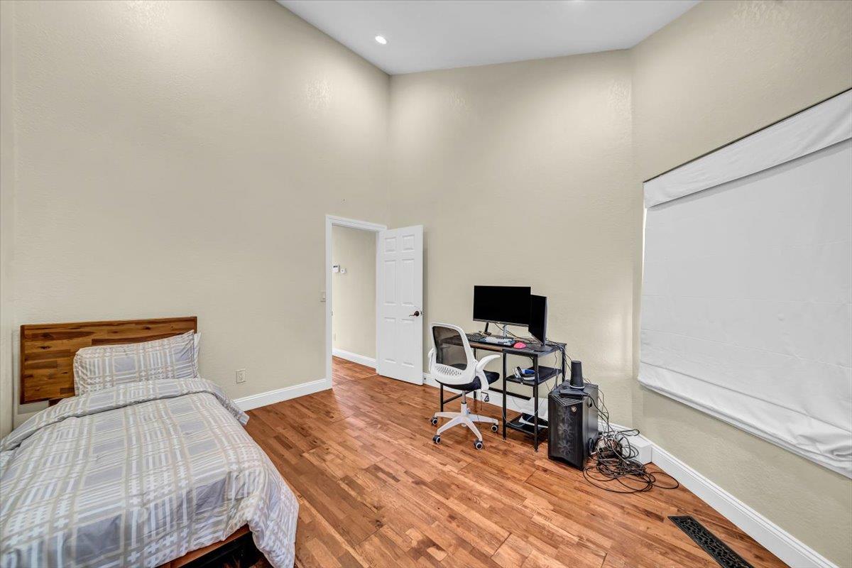 14075 Mountain Quail Road