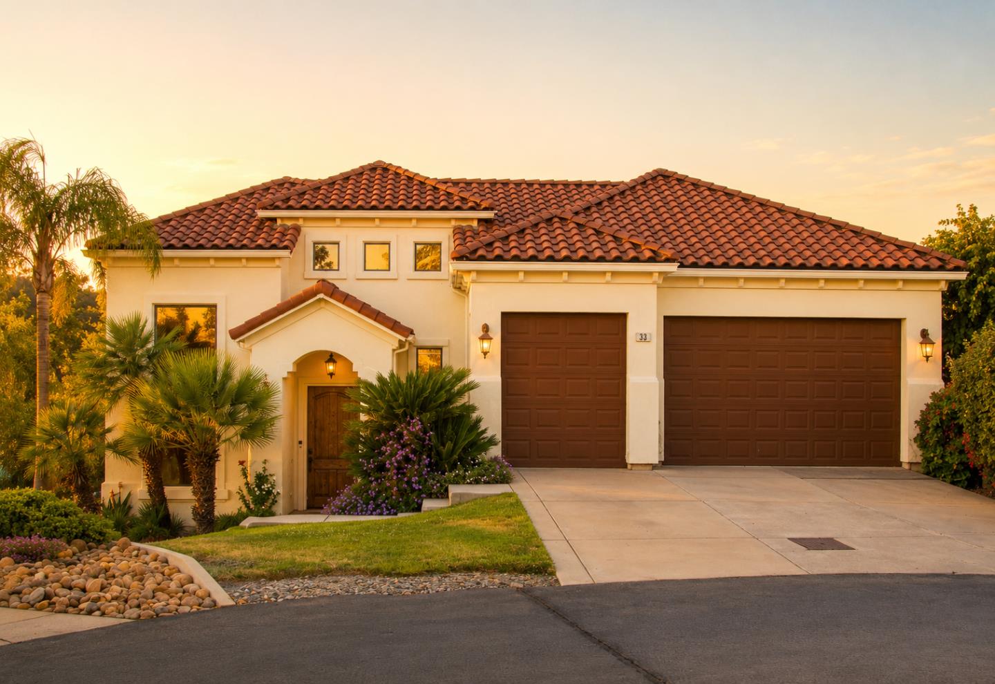 33 Aurora Lane
