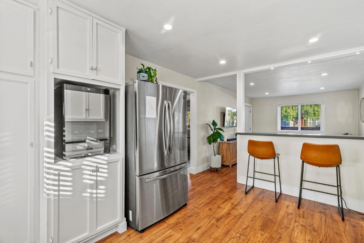 37 Portola AVE