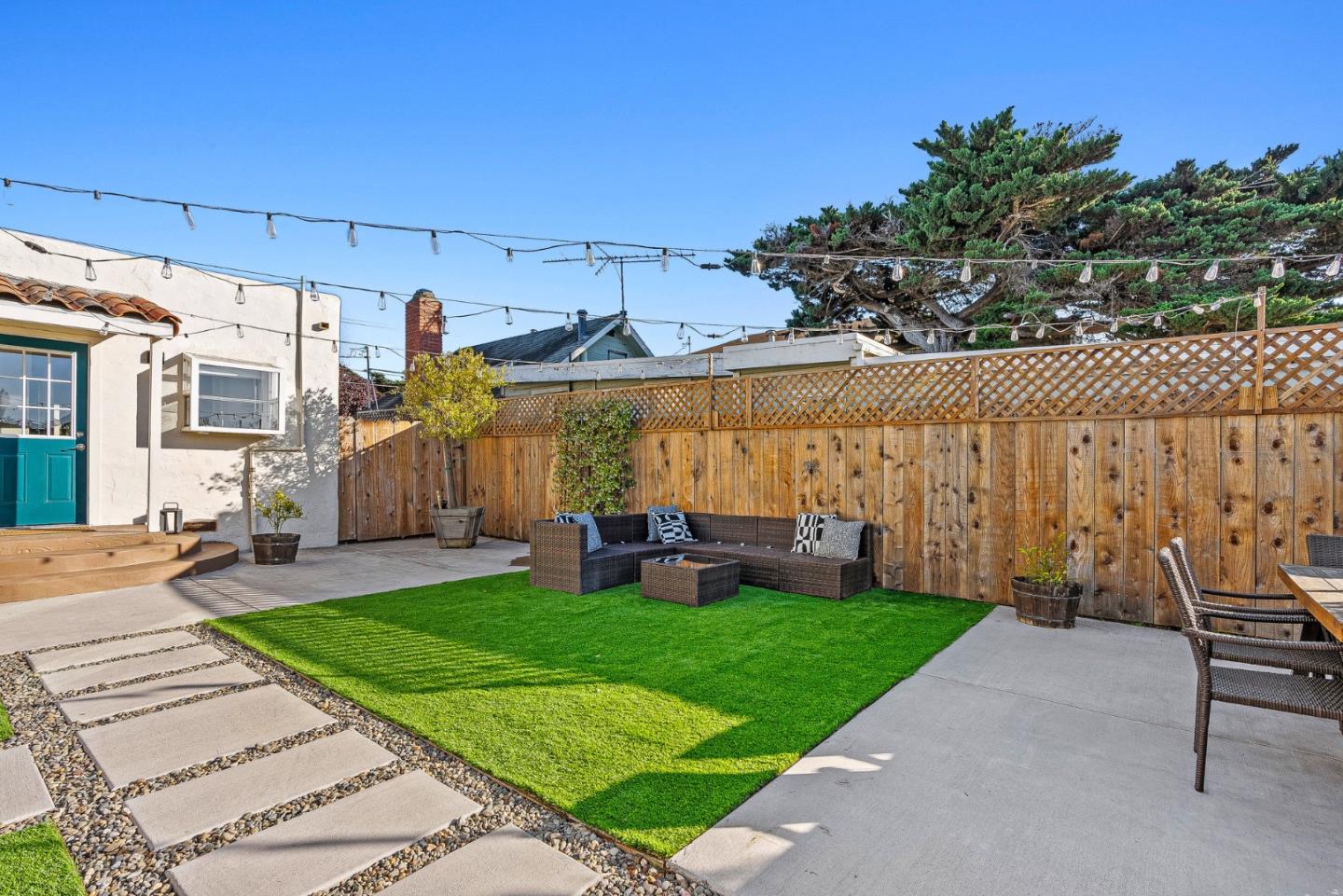 37 Portola AVE