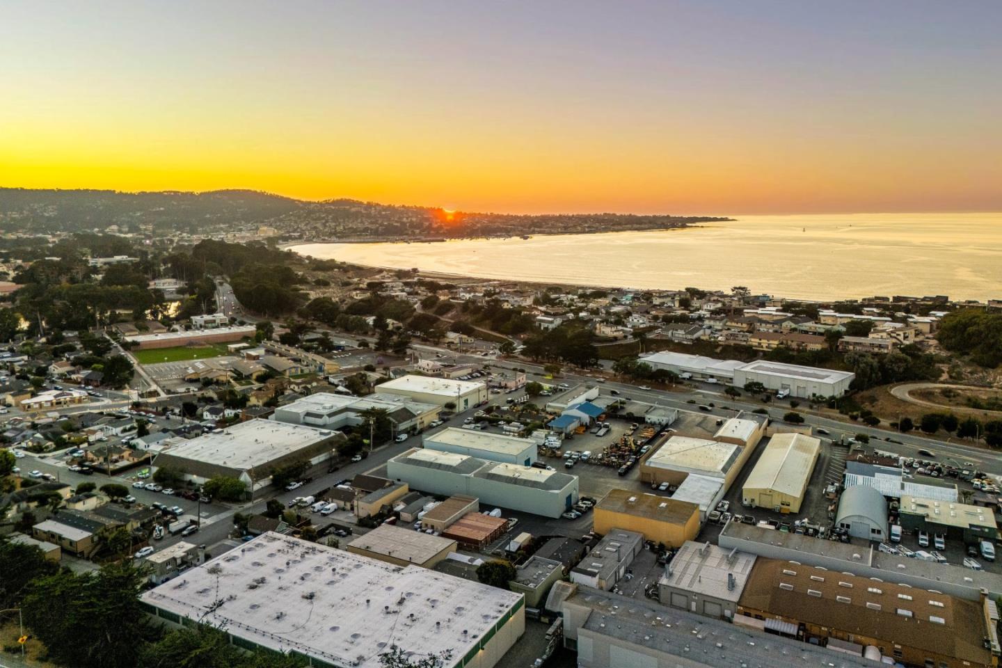 37 Portola AVE