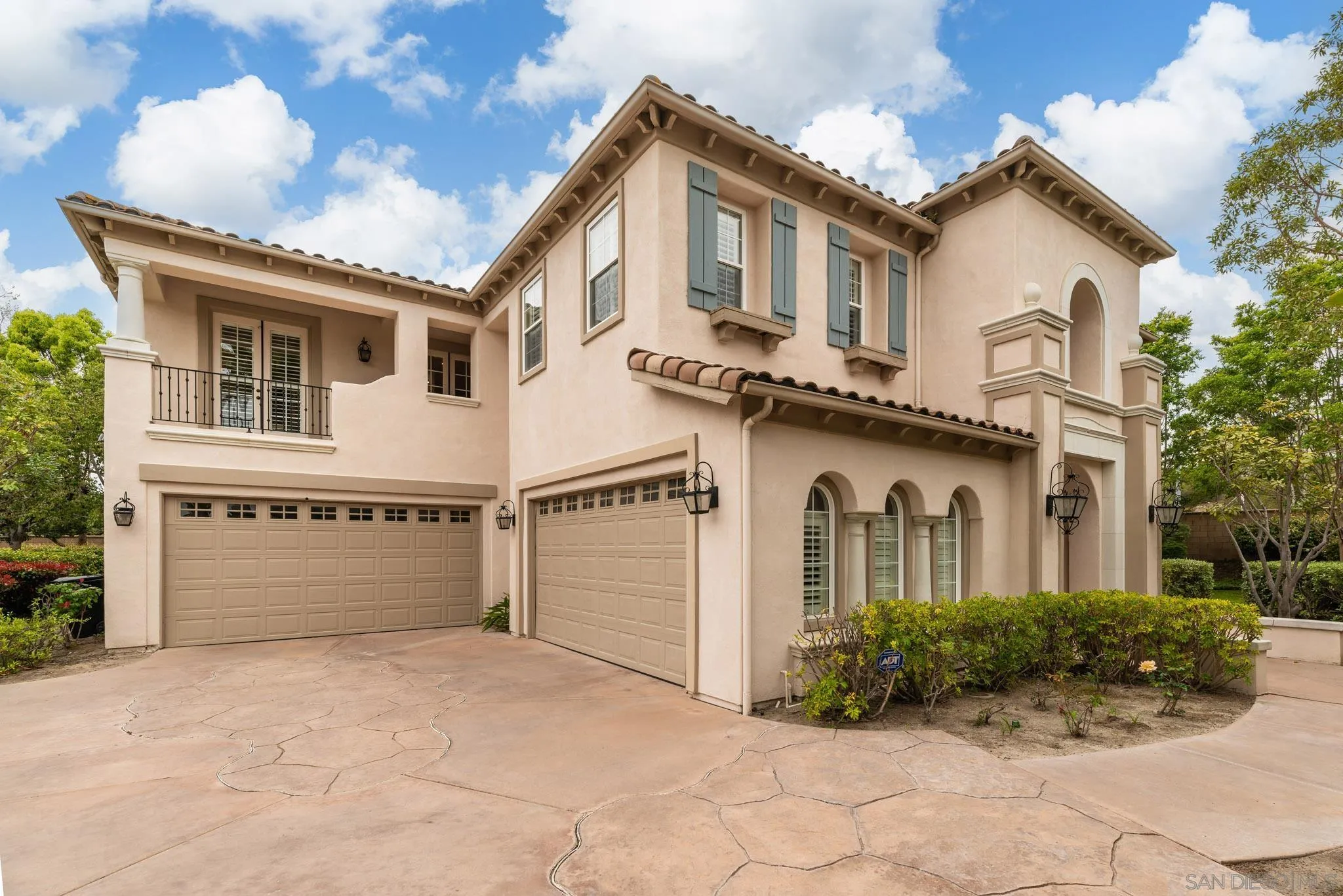 13992 Crystal Grove Ct