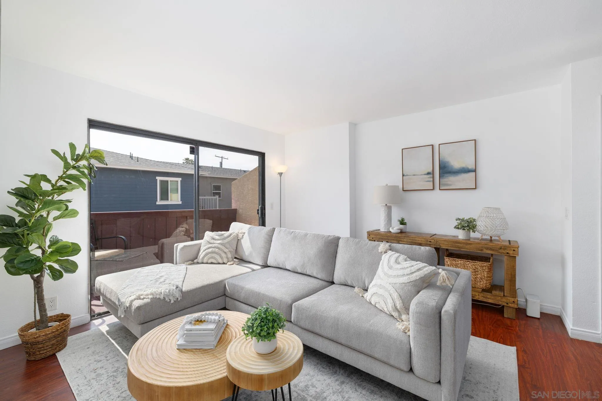 1351 Holly Ave Unit I