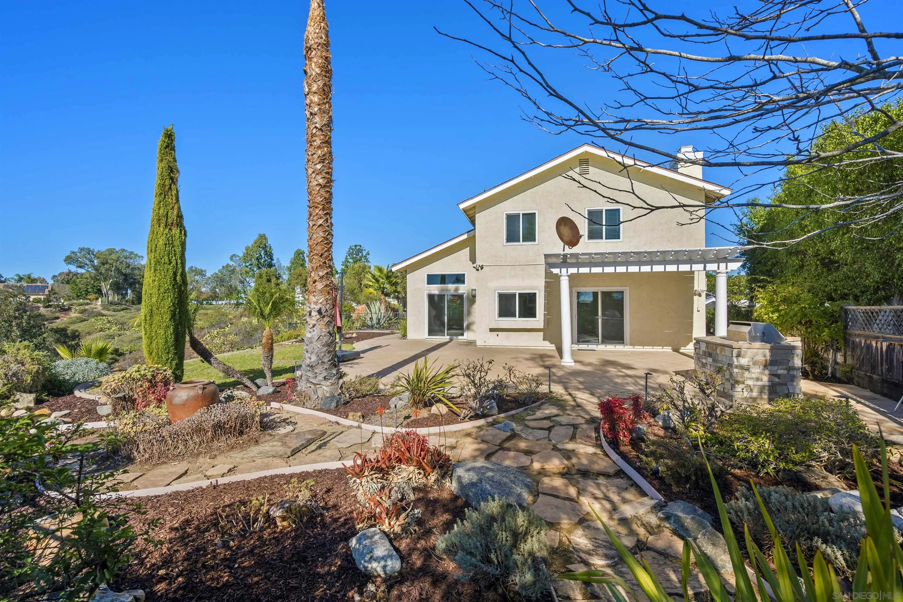 11767 Clearwood Ct