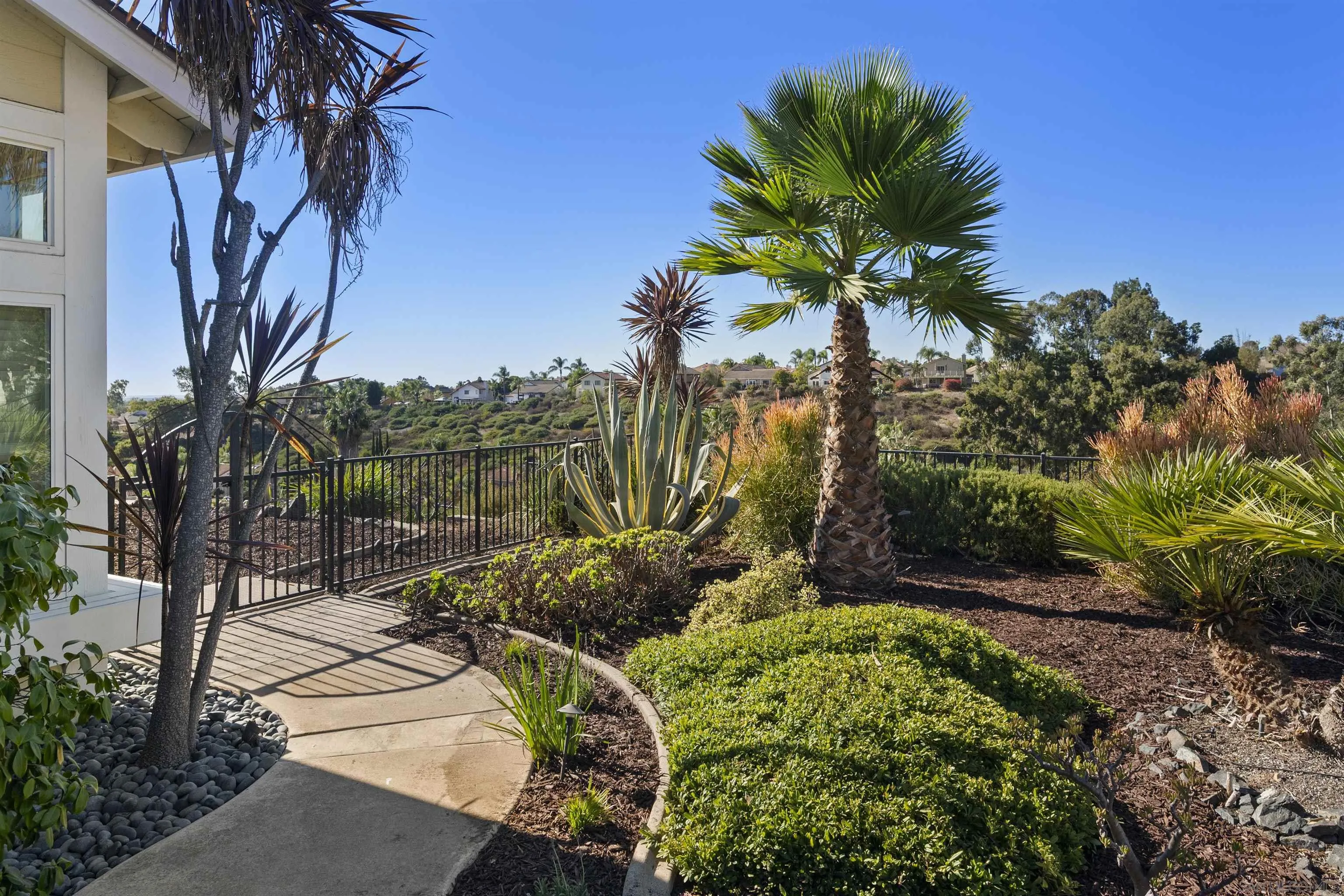 11767 Clearwood Ct