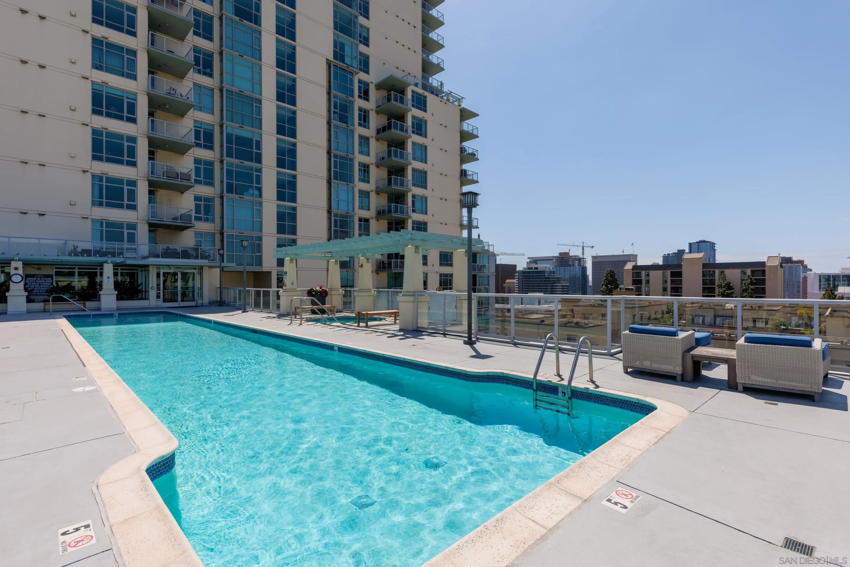 850 Beech St Unit 701
