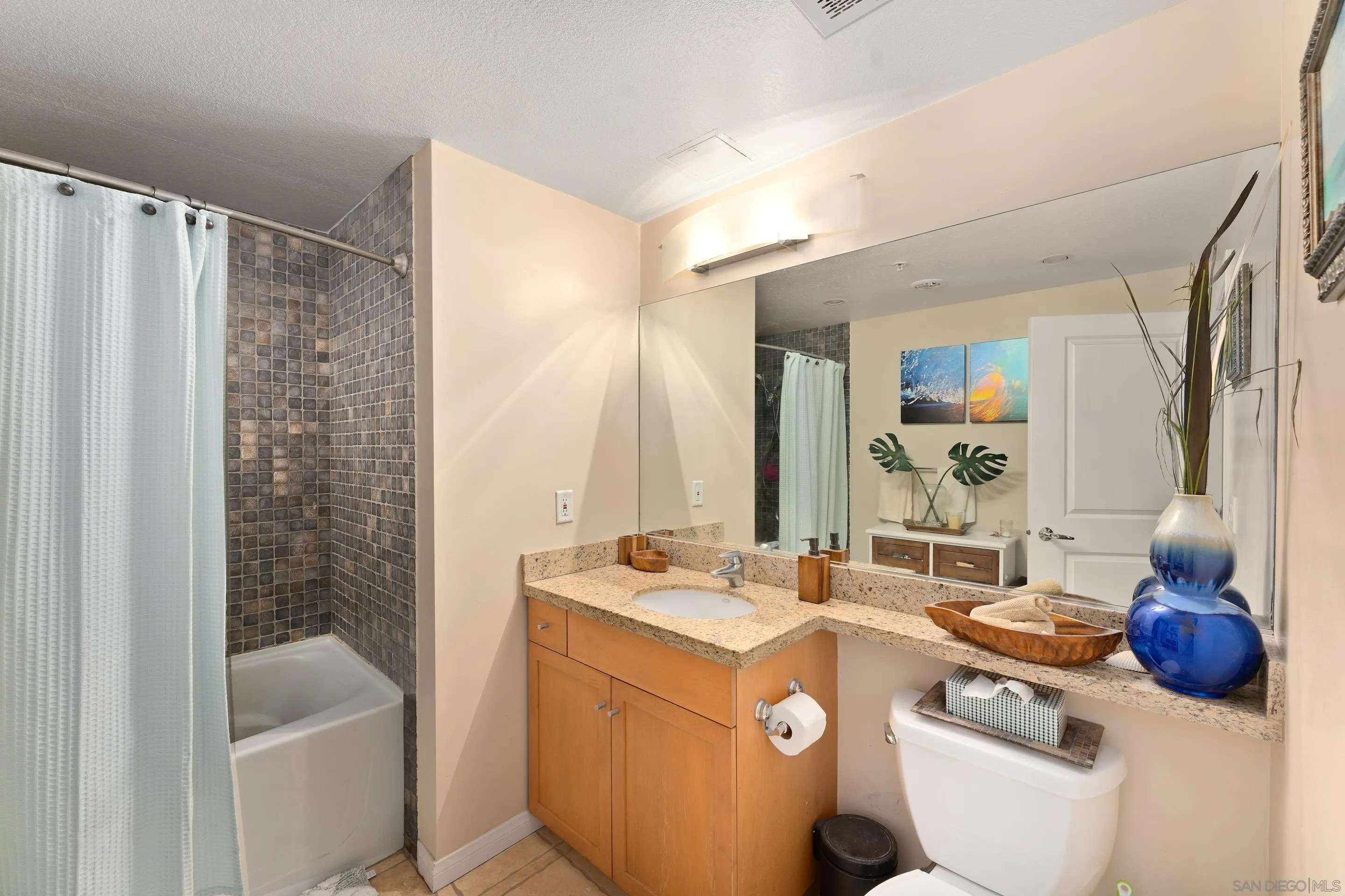 850 Beech St Unit 701