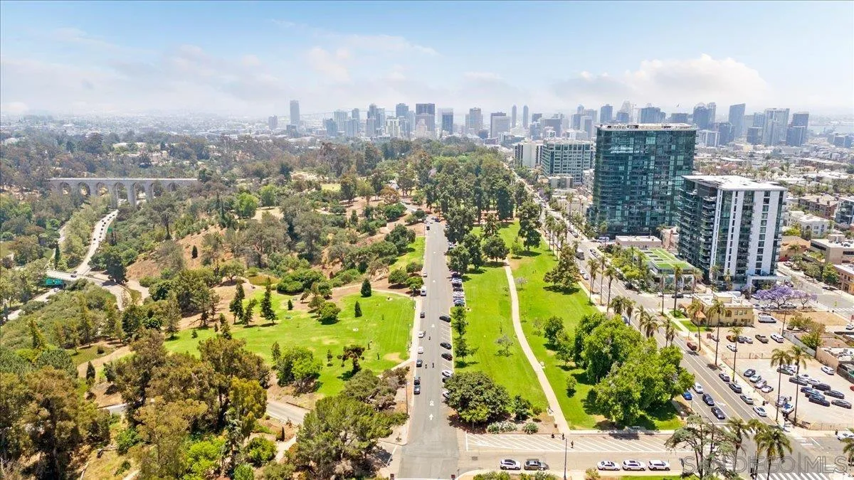 3211 5th Ave Unit 202