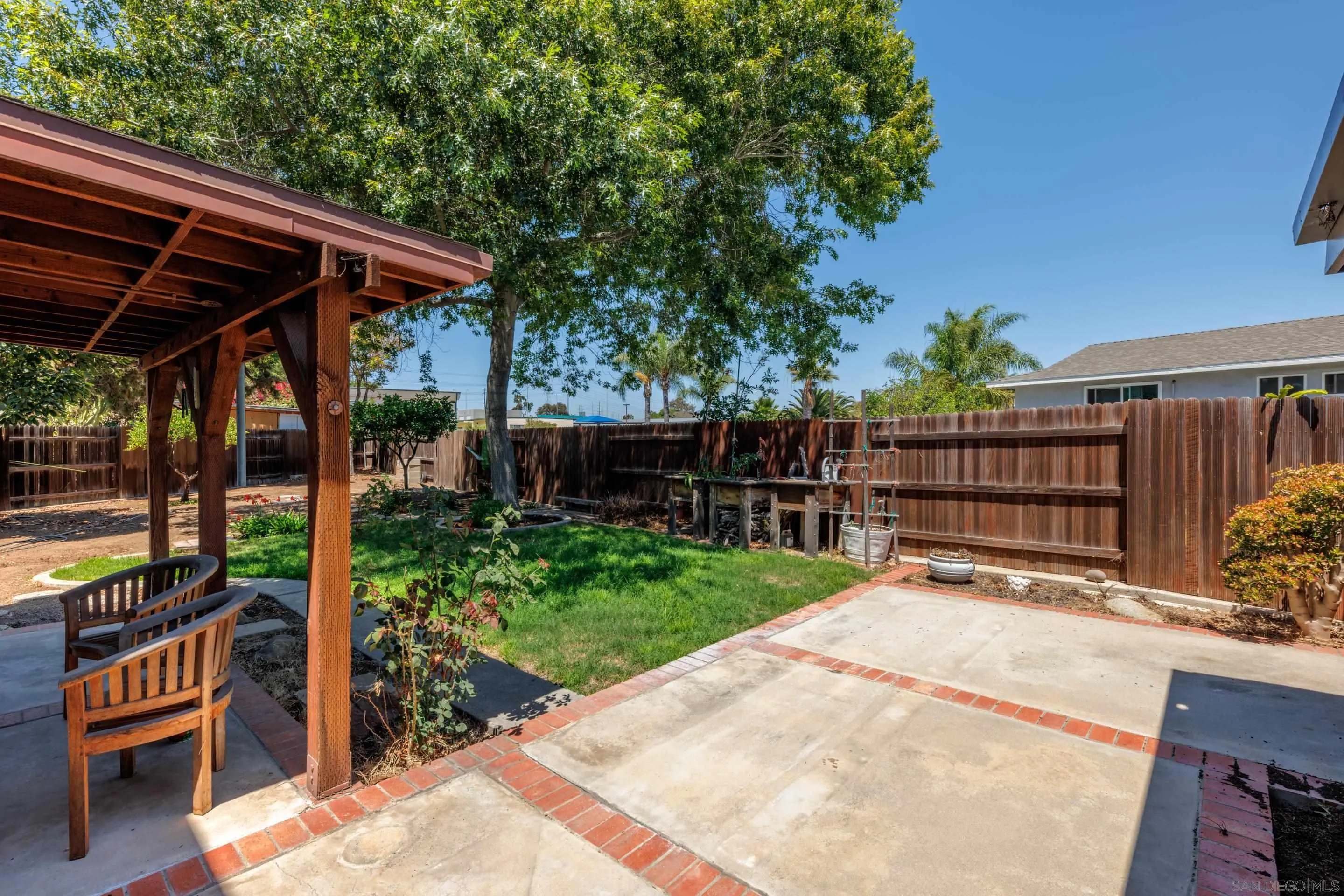 1475 Jasper Ct