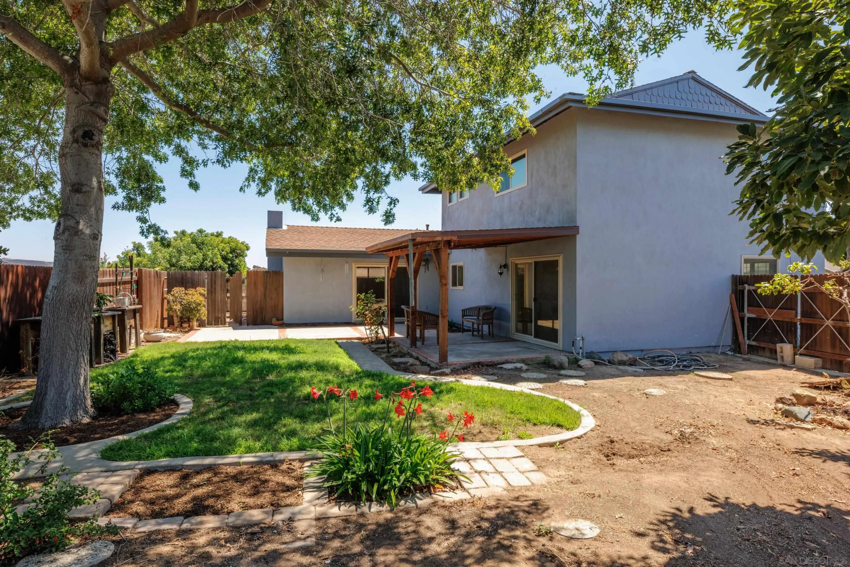 1475 Jasper Ct