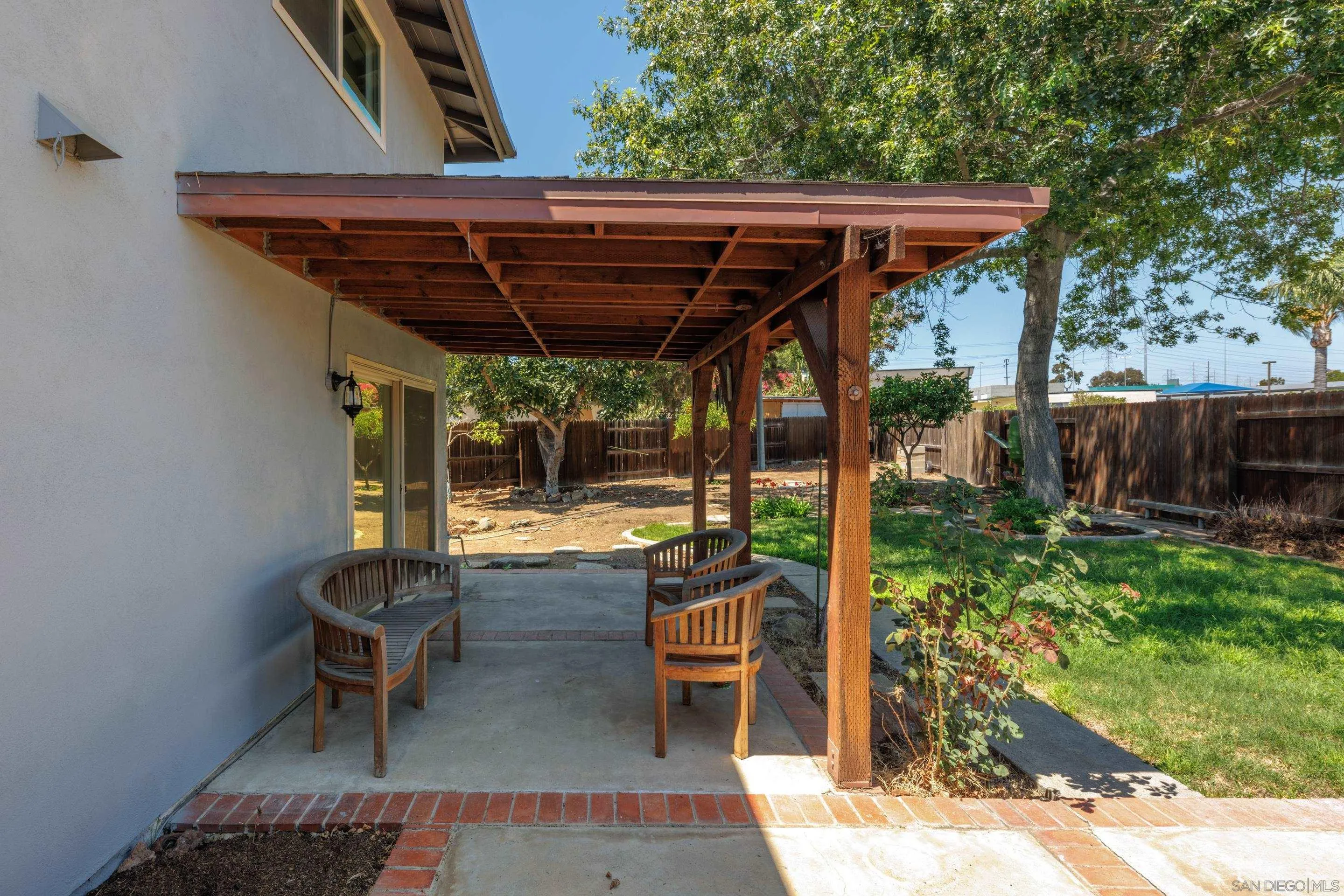 1475 Jasper Ct
