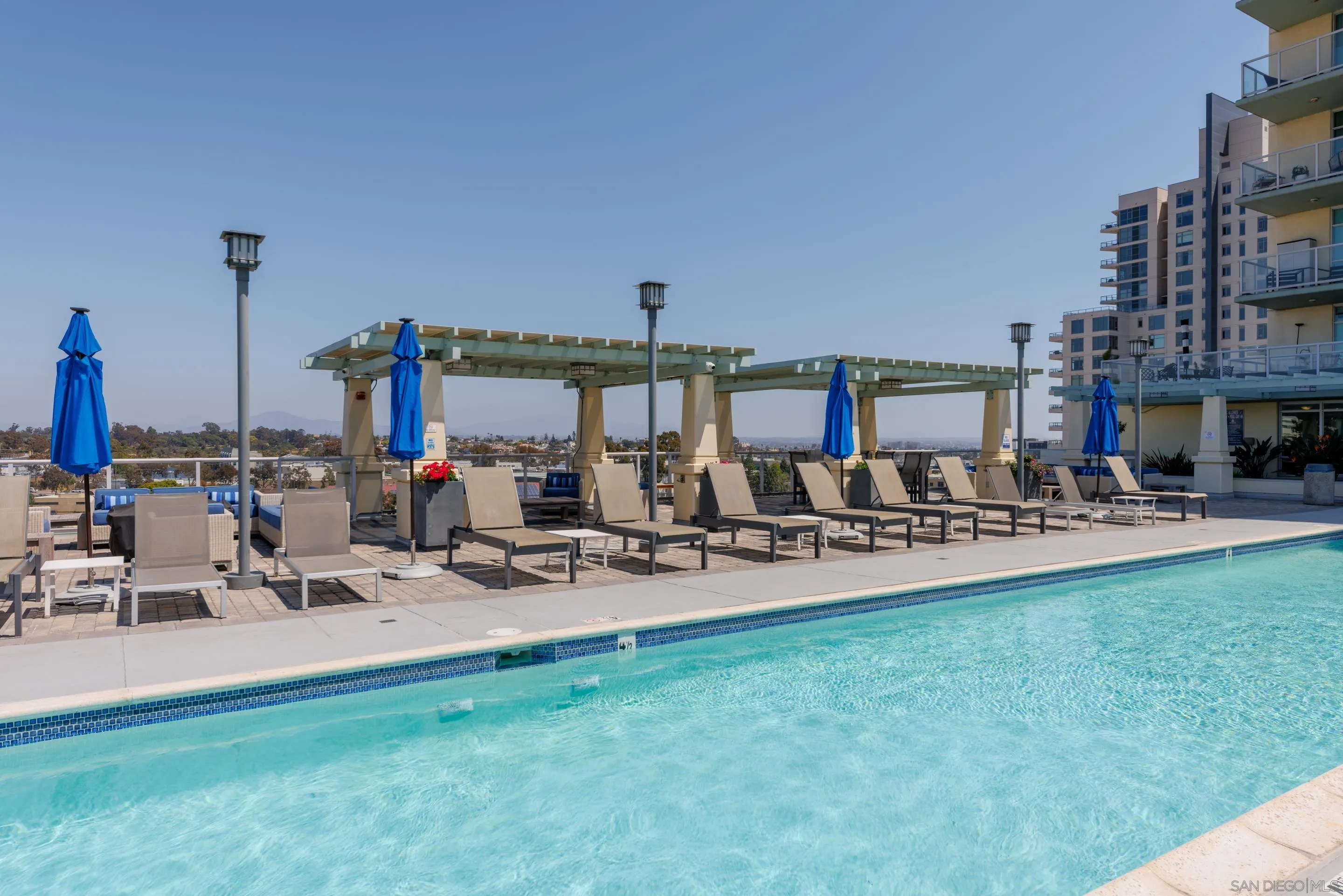 850 Beech St Unit 701