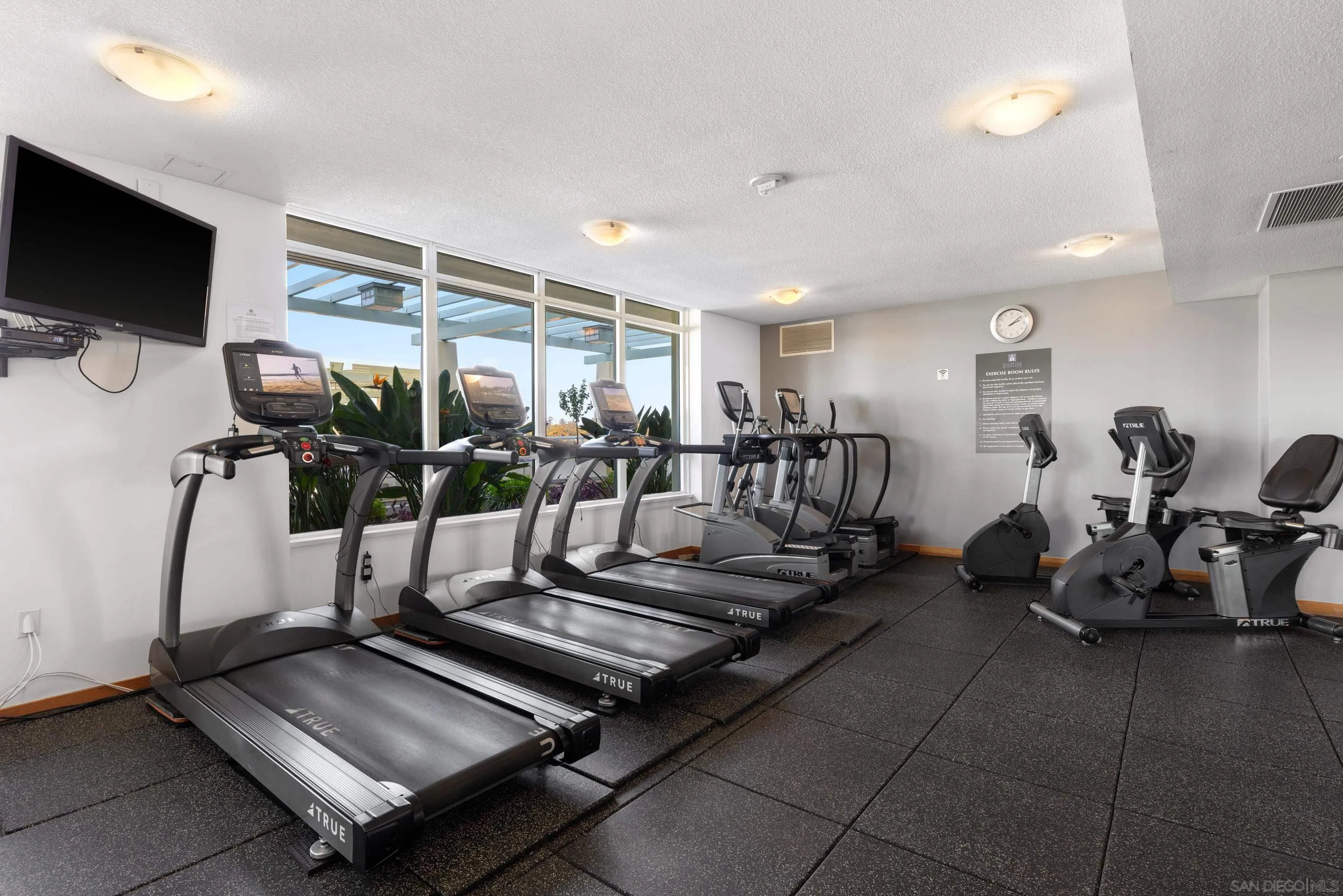 850 Beech St Unit 701