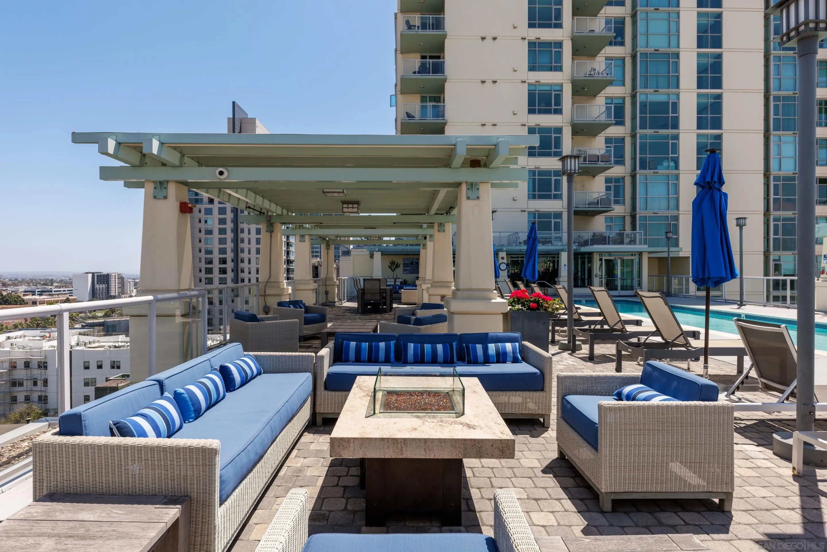 850 Beech St Unit 701