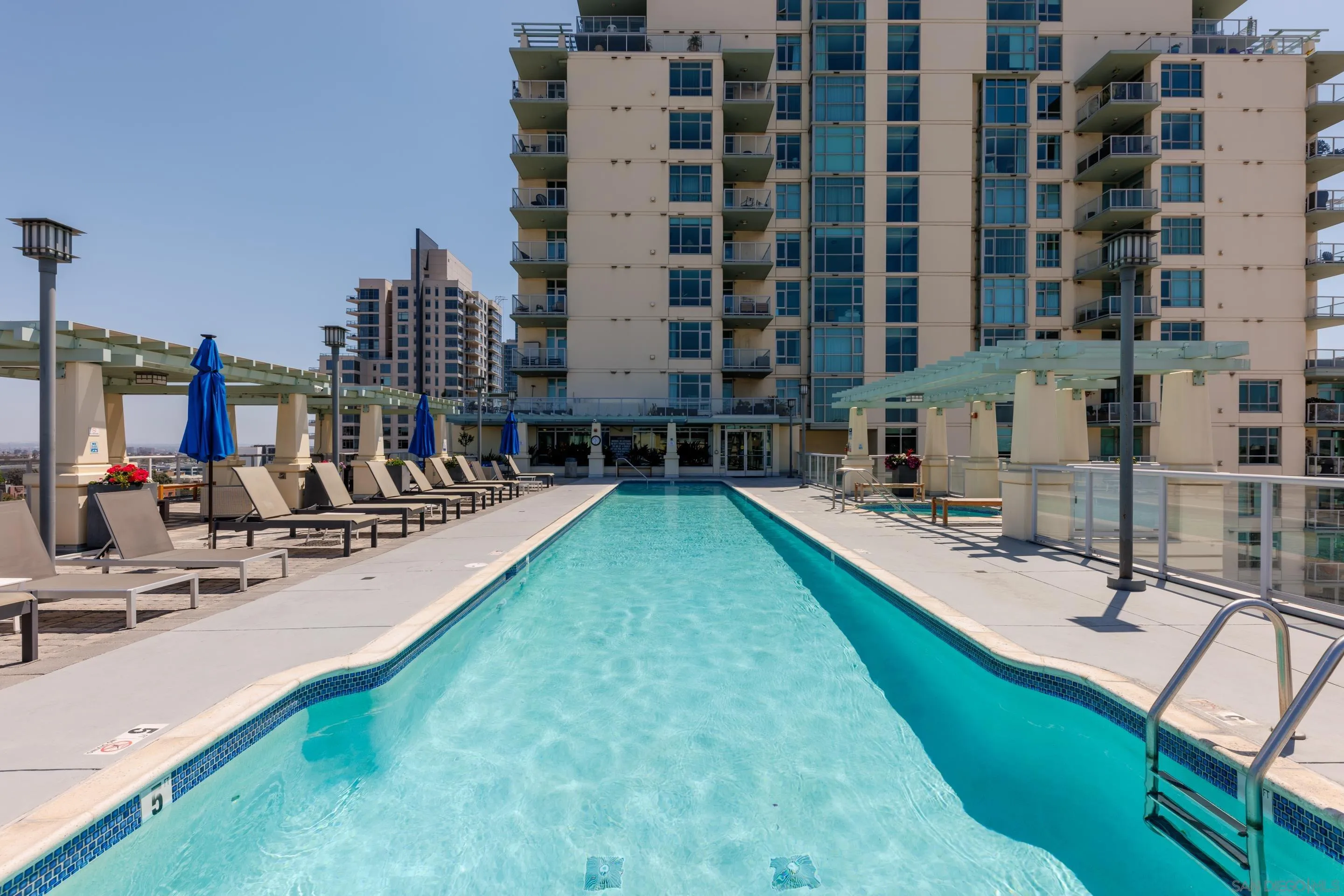 850 Beech St Unit 701