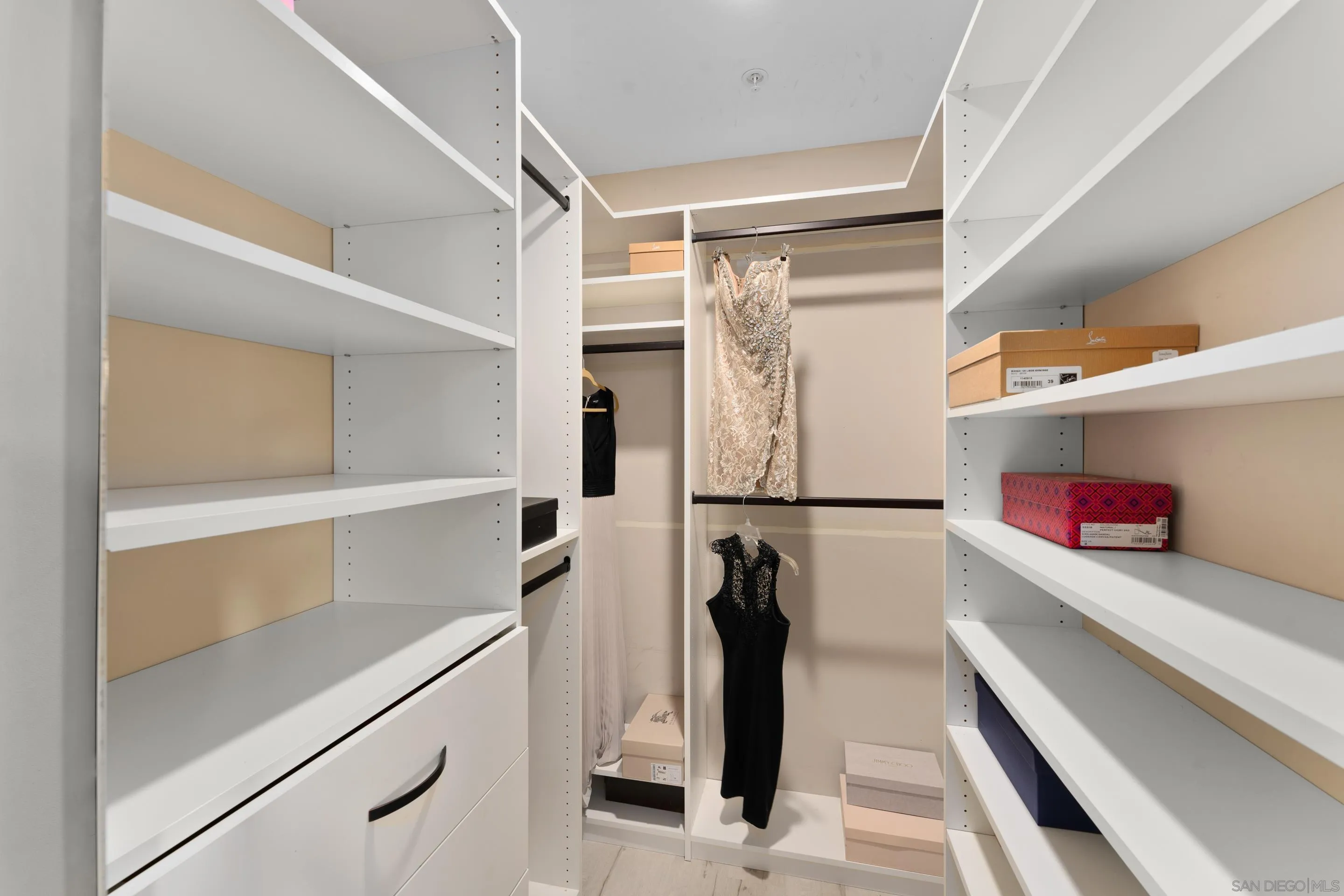 850 Beech St Unit 701