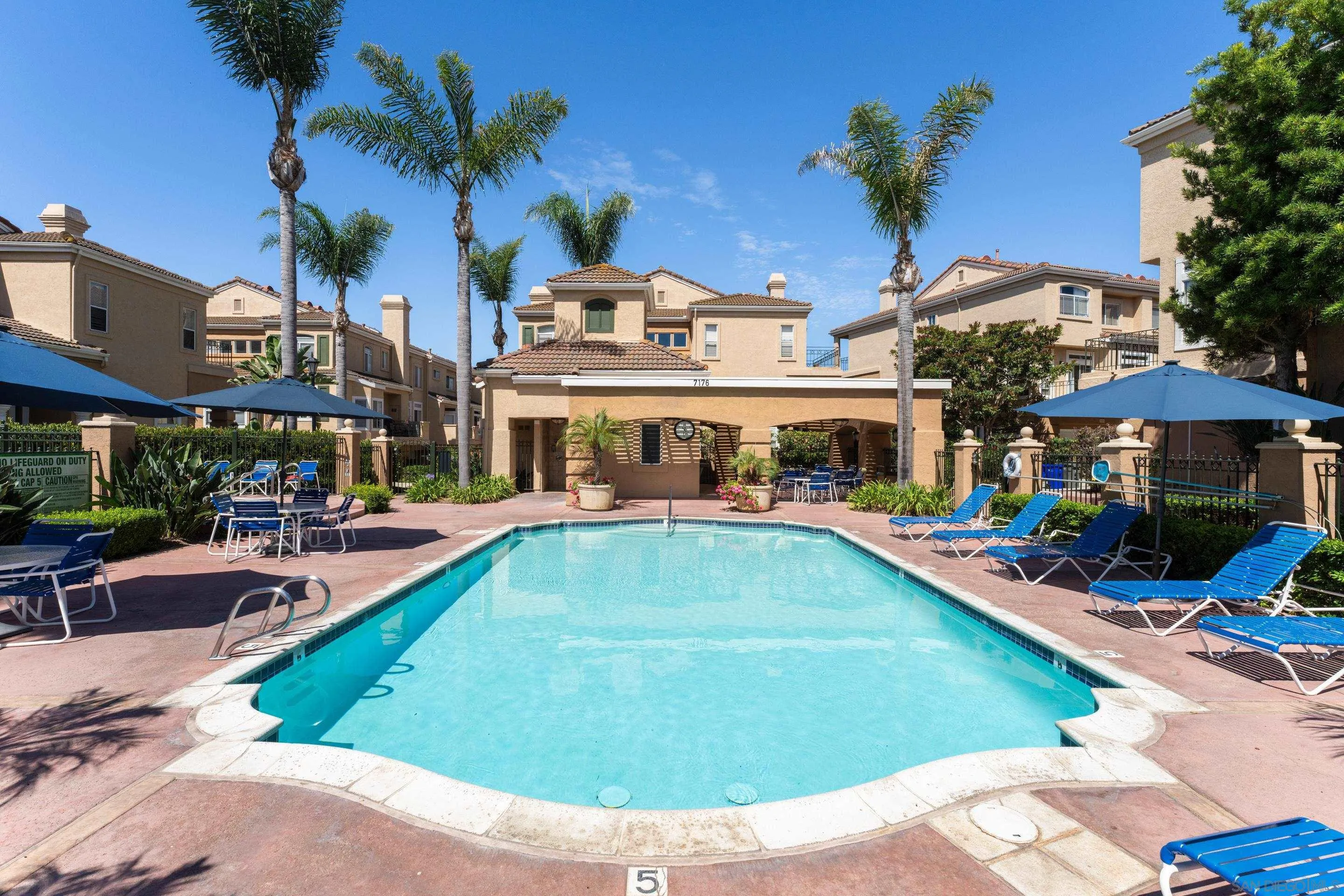 7132 Calabria Ct A