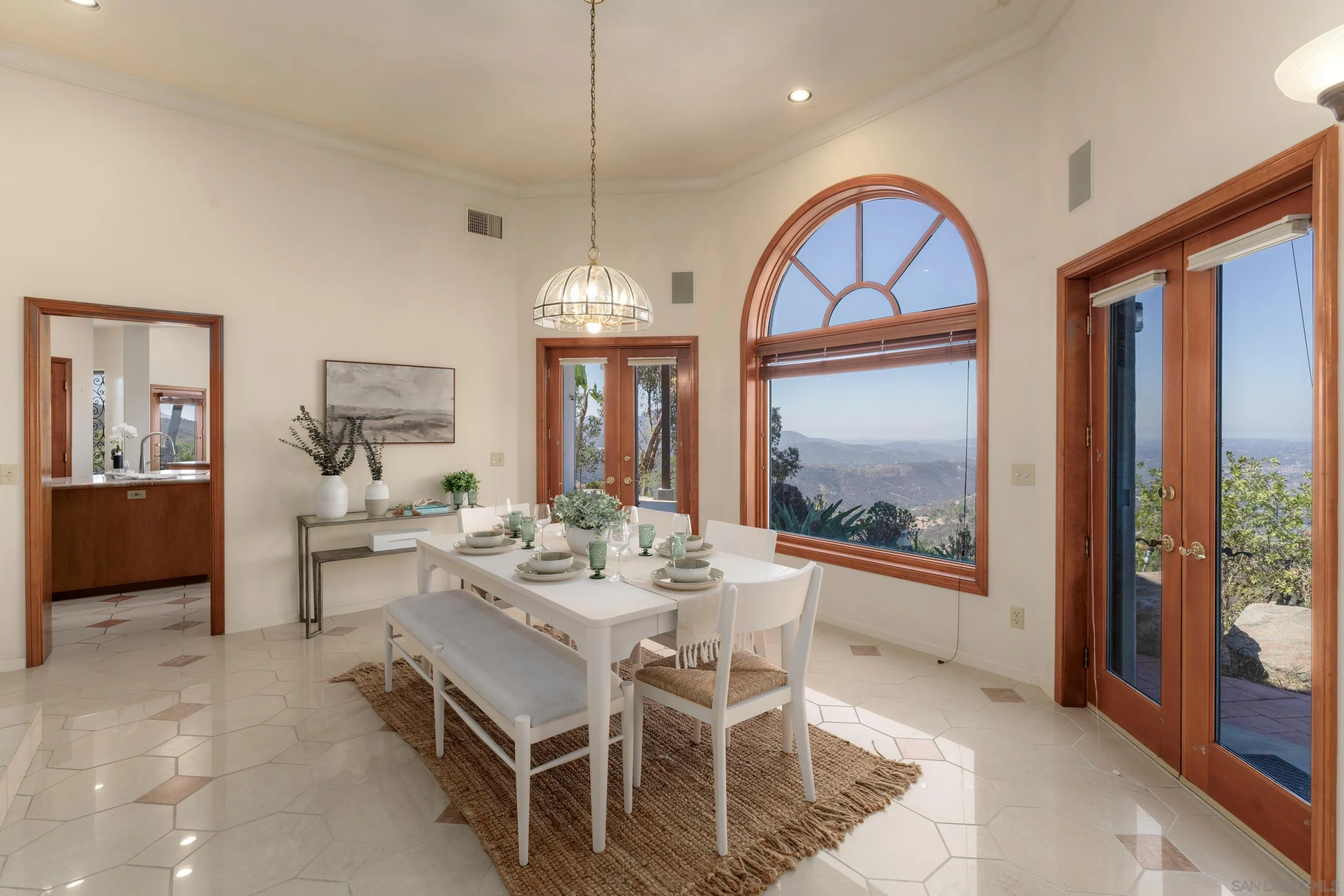 4029 Alta Loma Dr