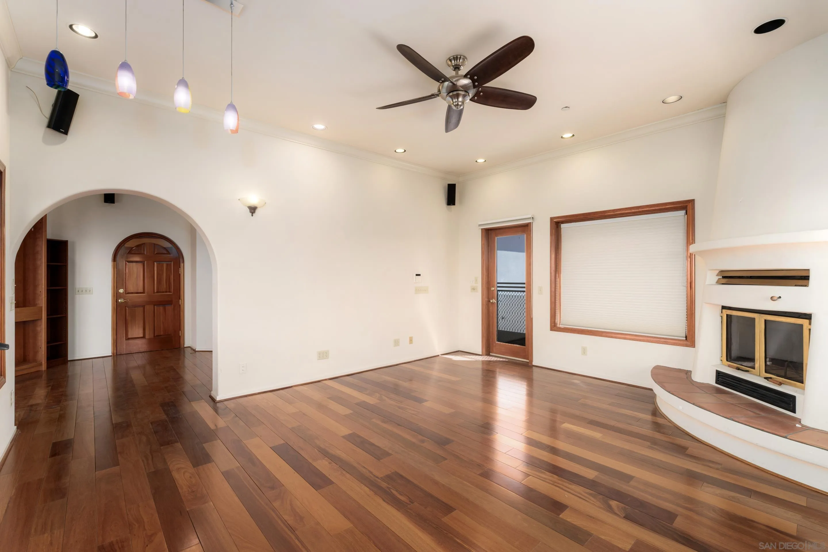 4029 Alta Loma Dr