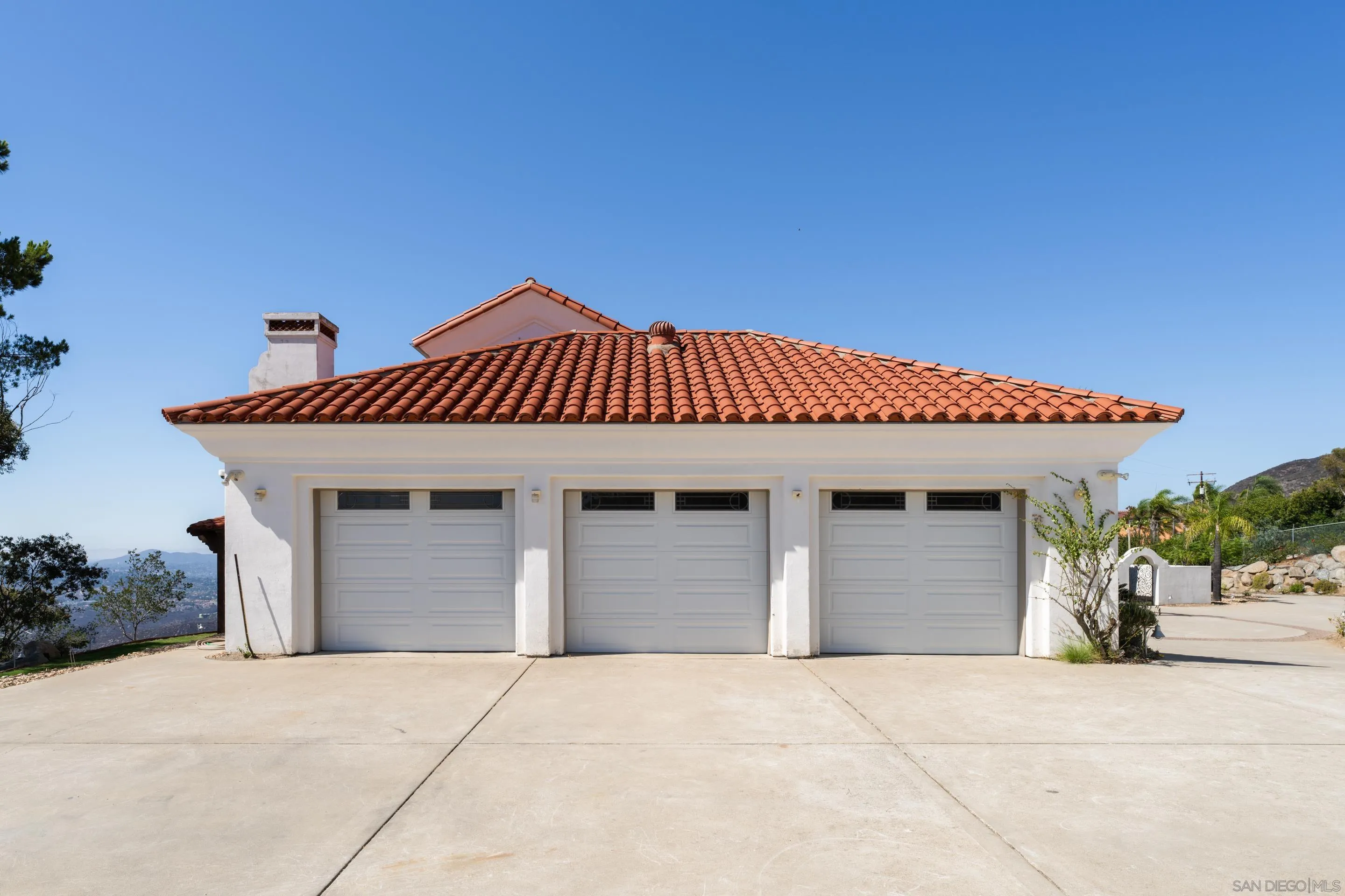 4029 Alta Loma Dr