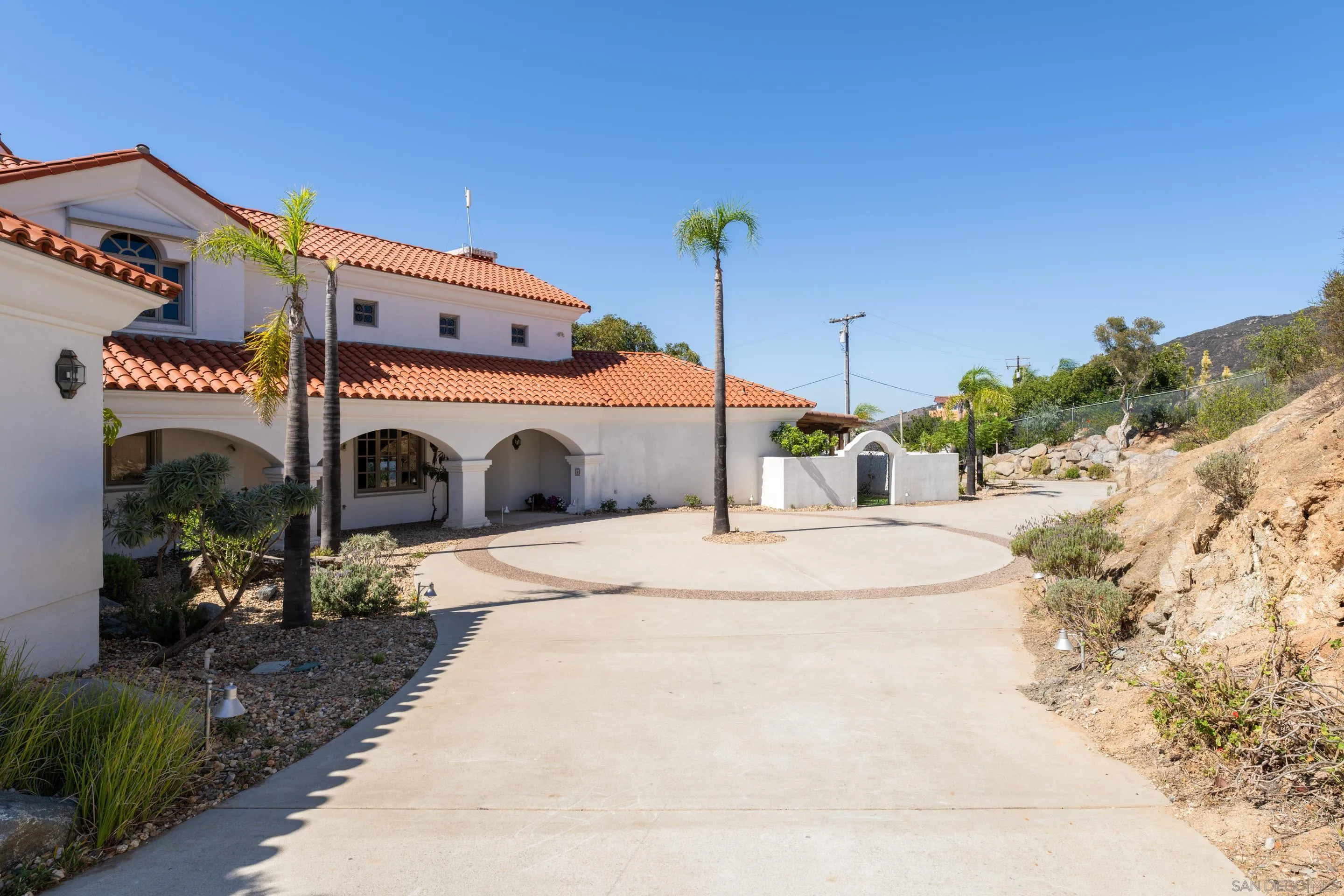 4029 Alta Loma Dr