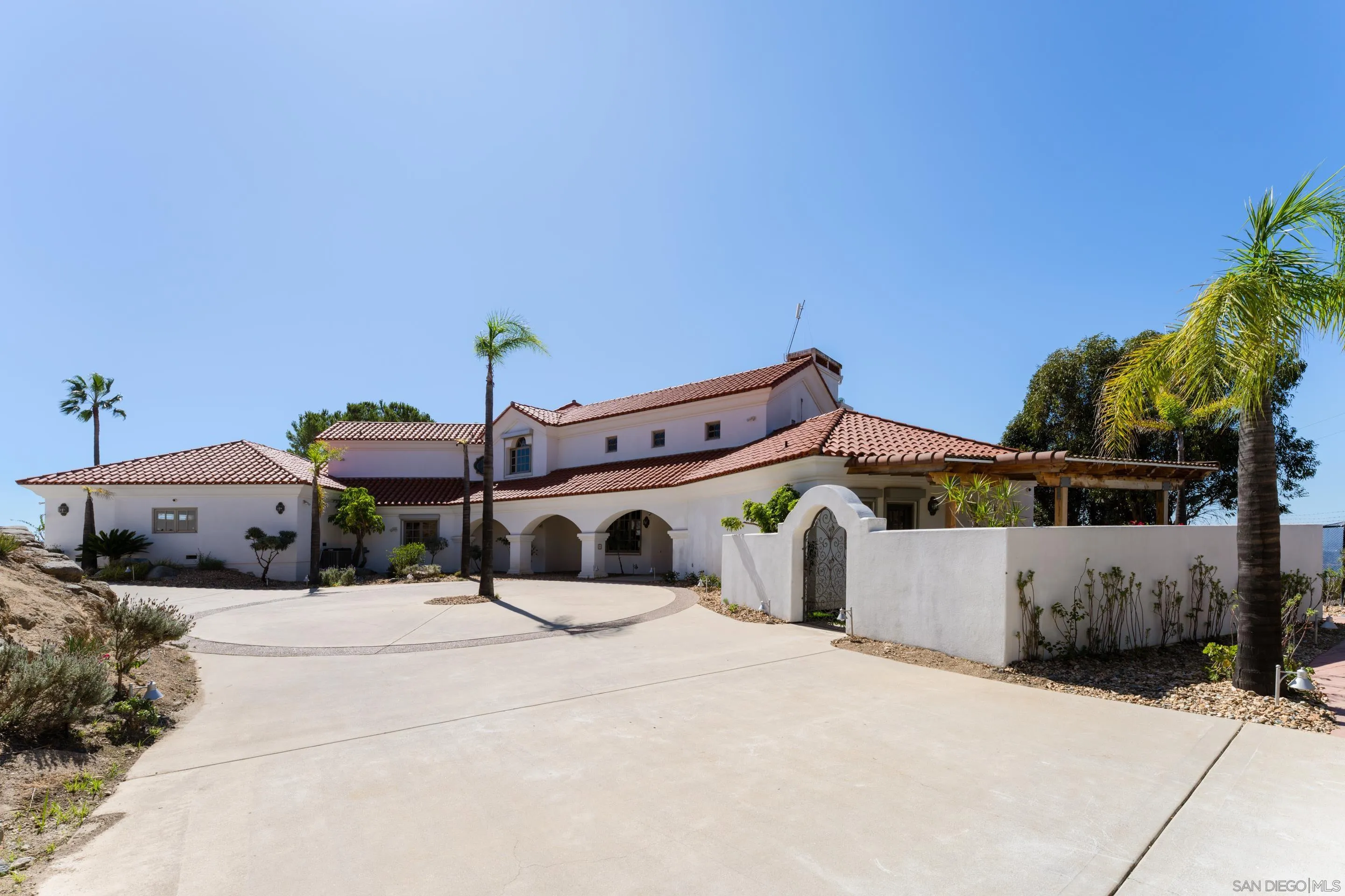 4029 Alta Loma Dr