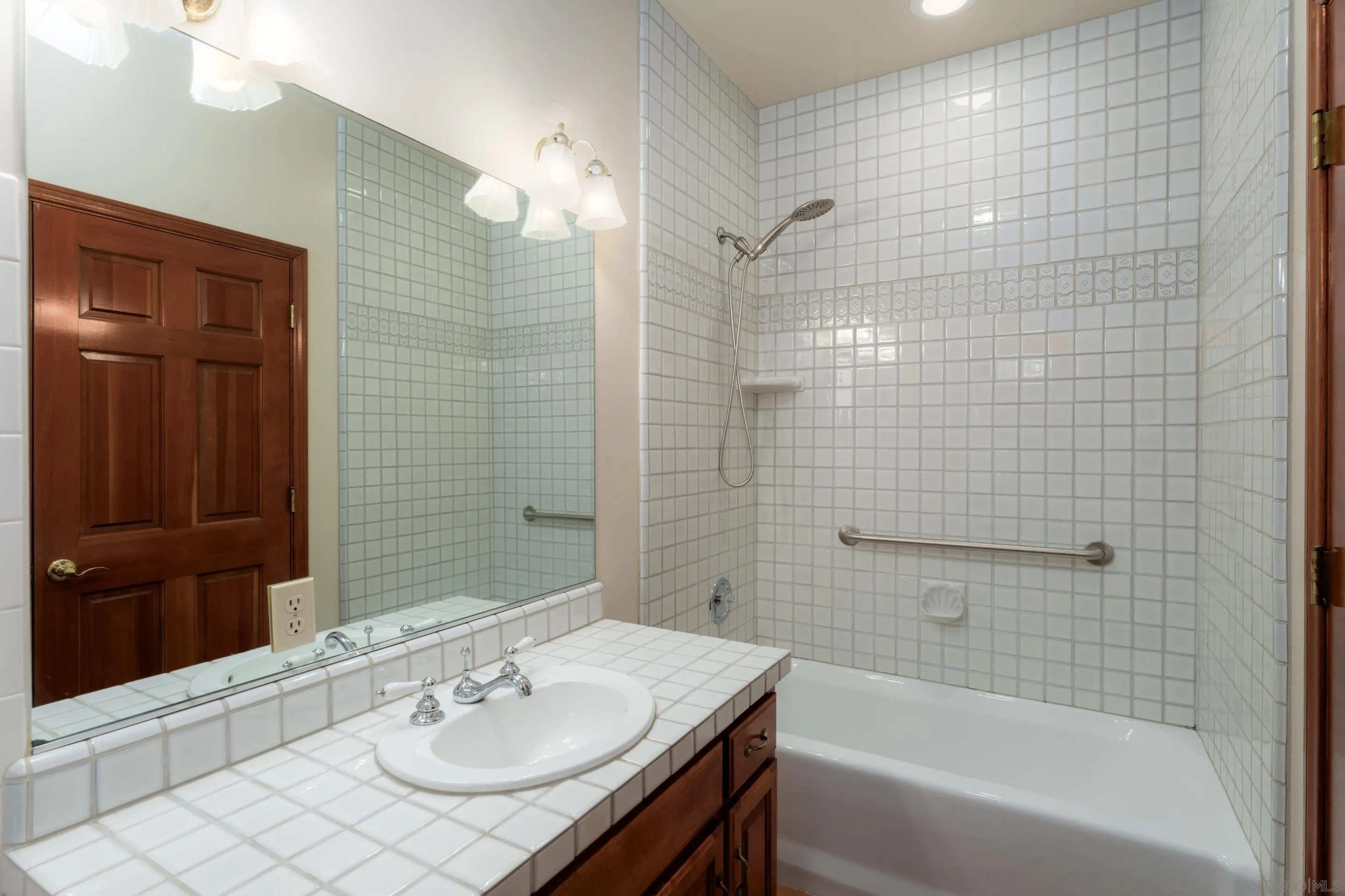 4029 Alta Loma Dr