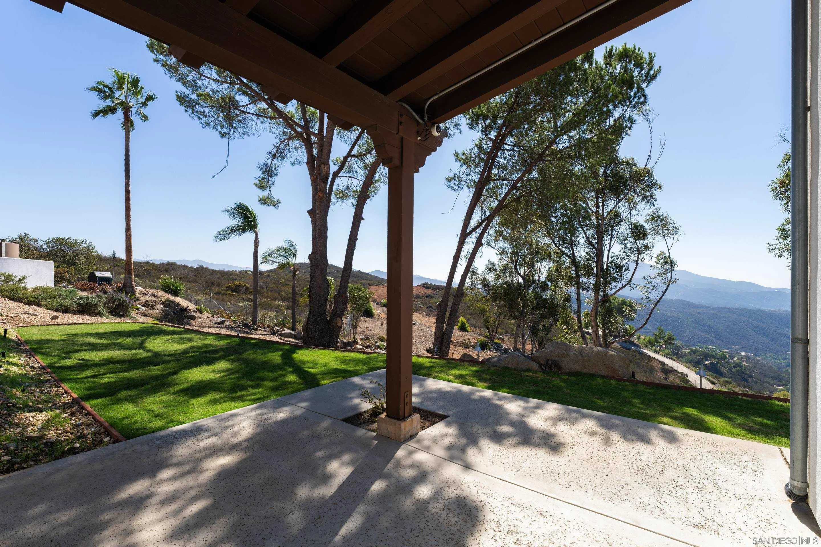 4029 Alta Loma Dr