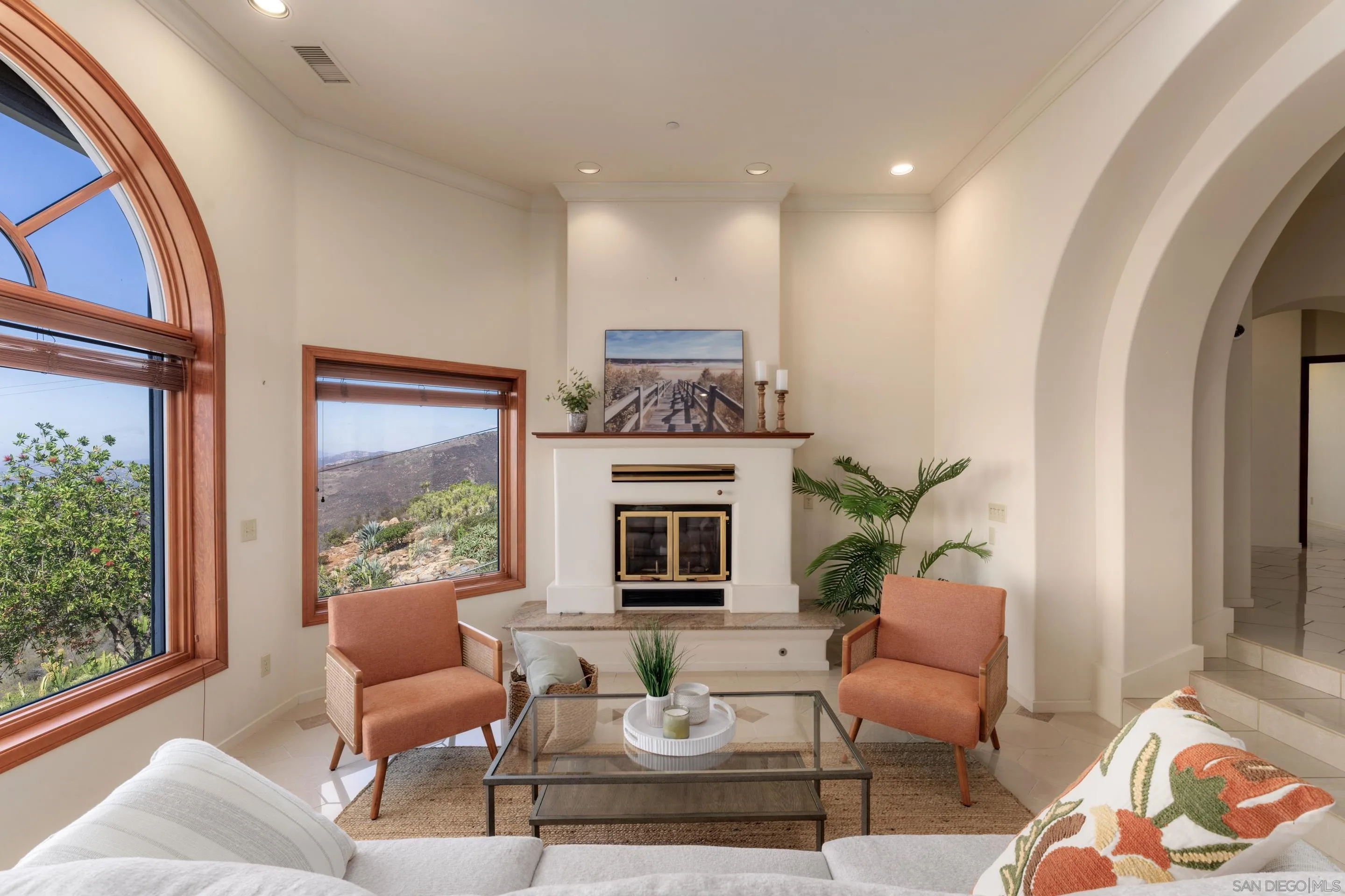 4029 Alta Loma Dr