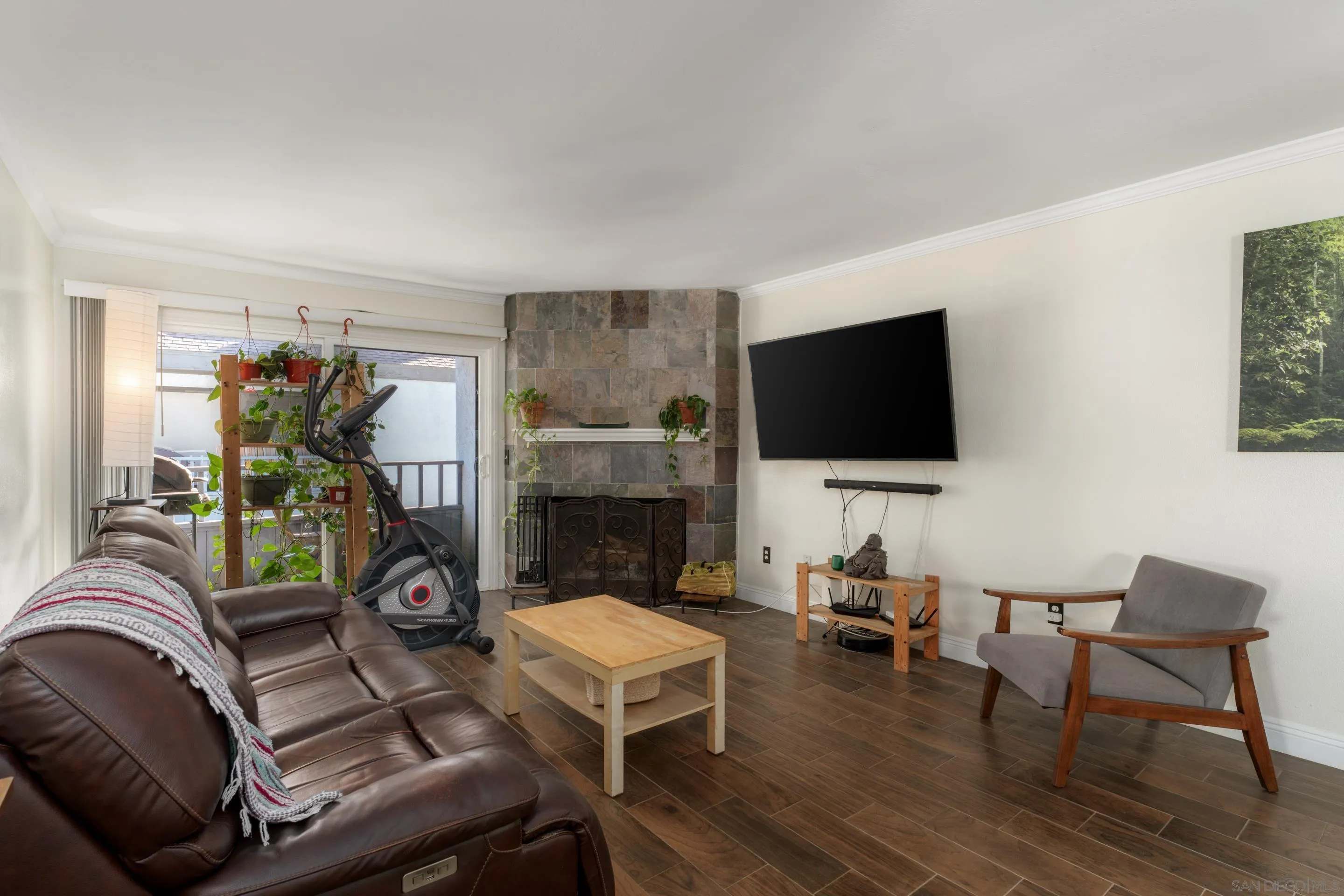 3207 Midway Dr Unit 104