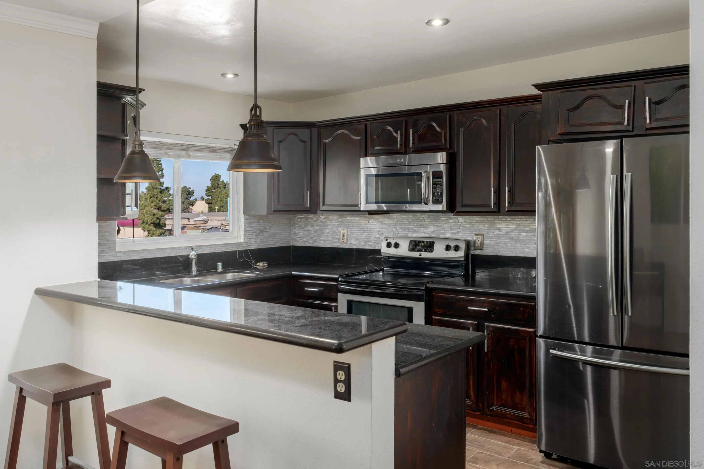 3207 Midway Dr Unit 104