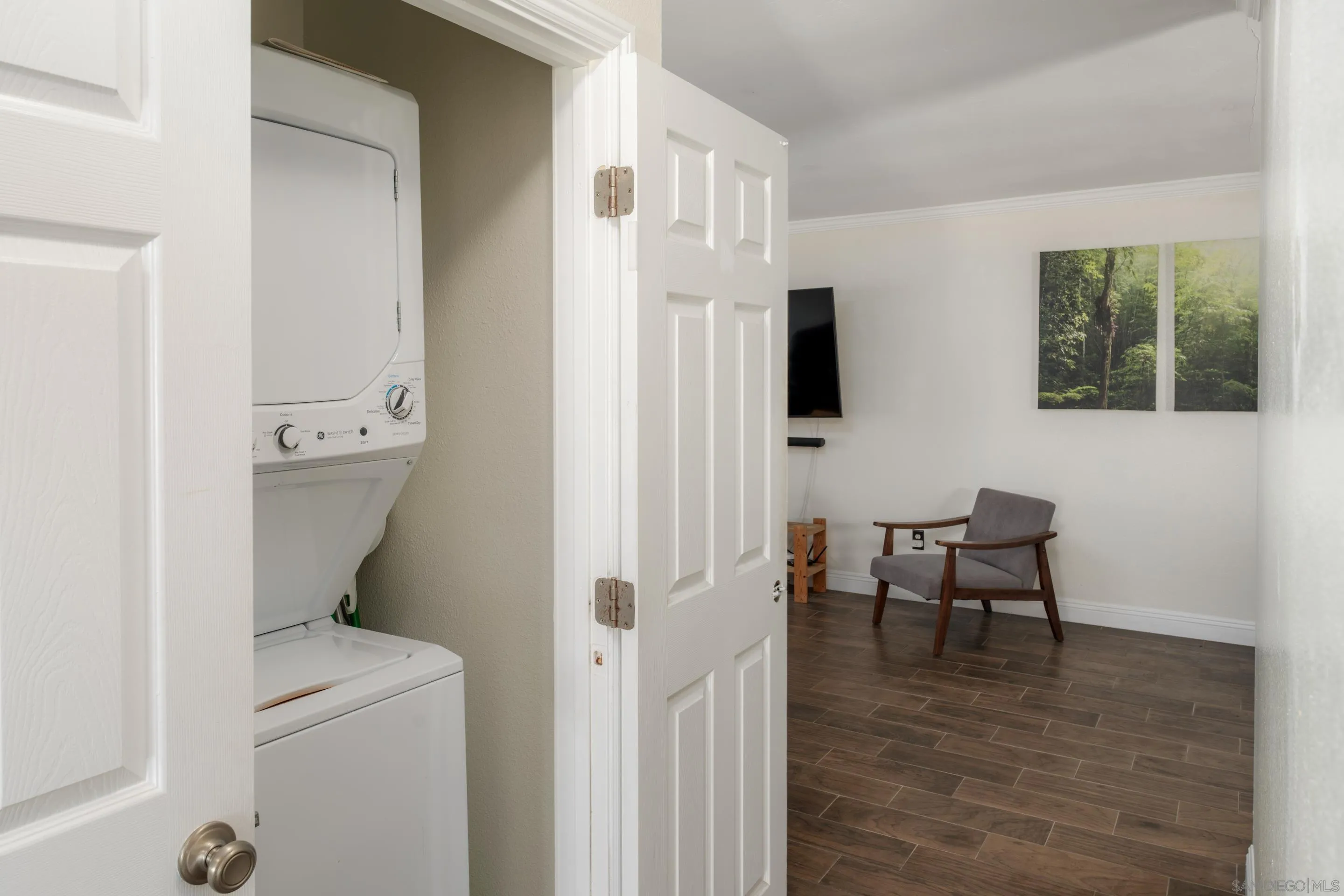 3207 Midway Dr Unit 104