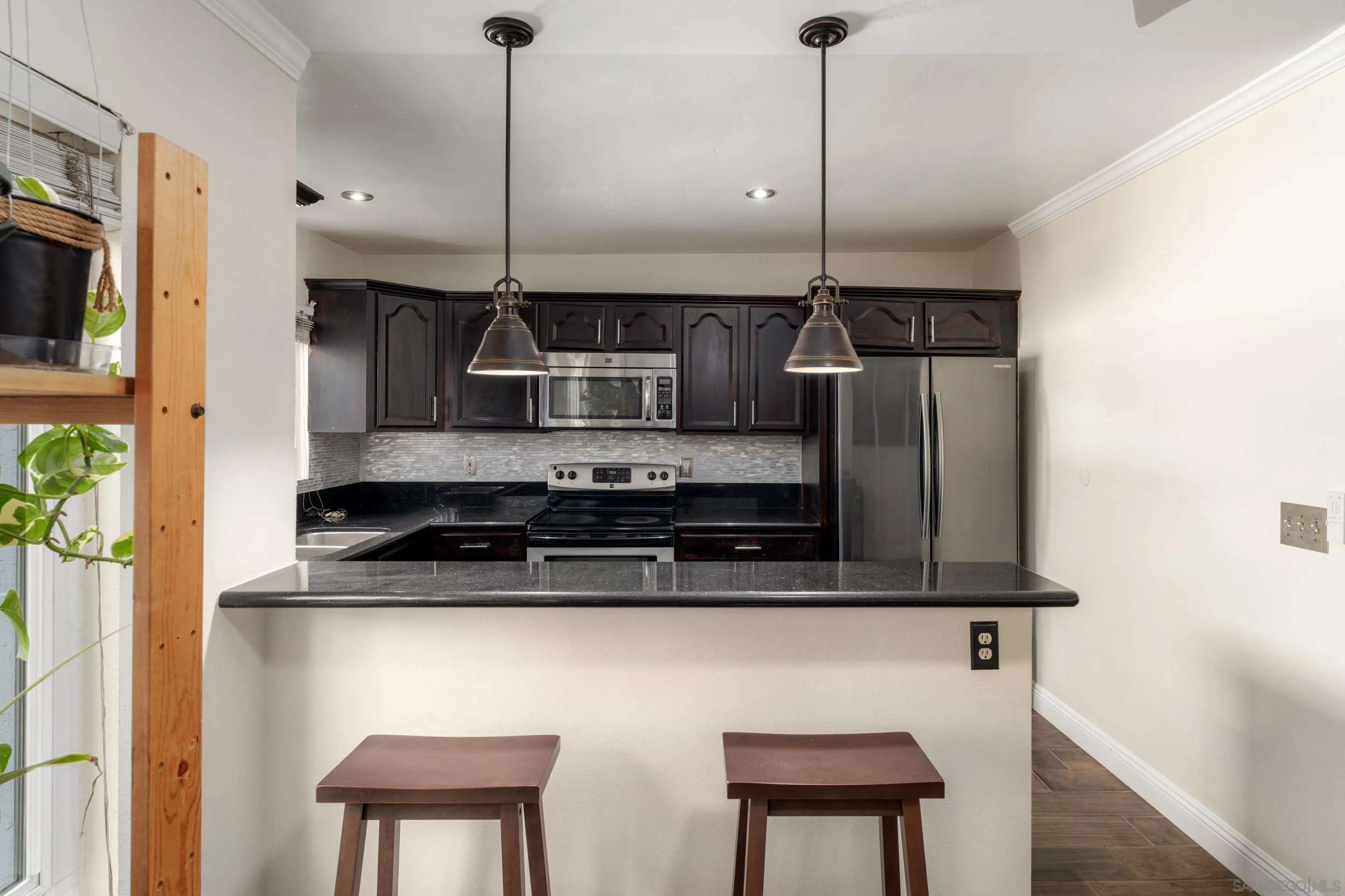 3207 Midway Dr Unit 104