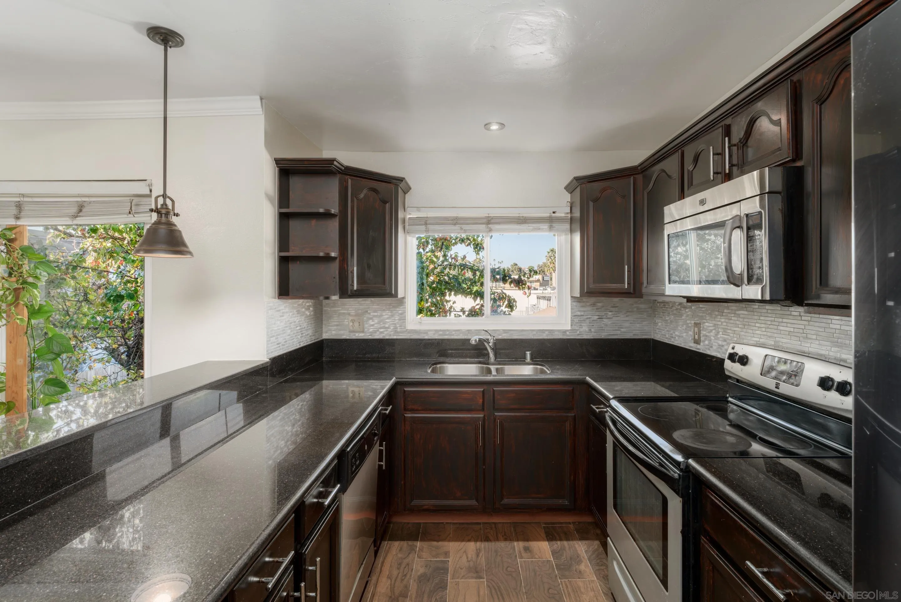 3207 Midway Dr Unit 104