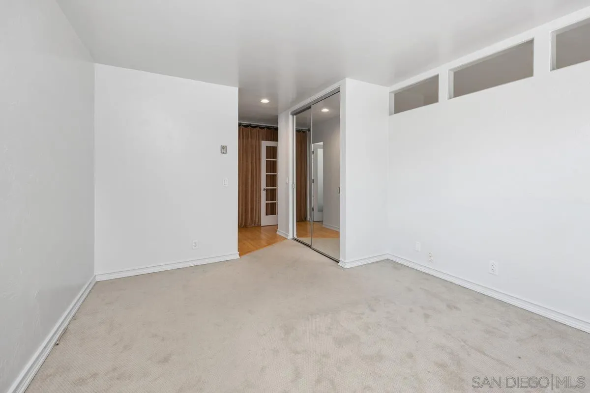 2600 Torrey Pines Rd Unit A31