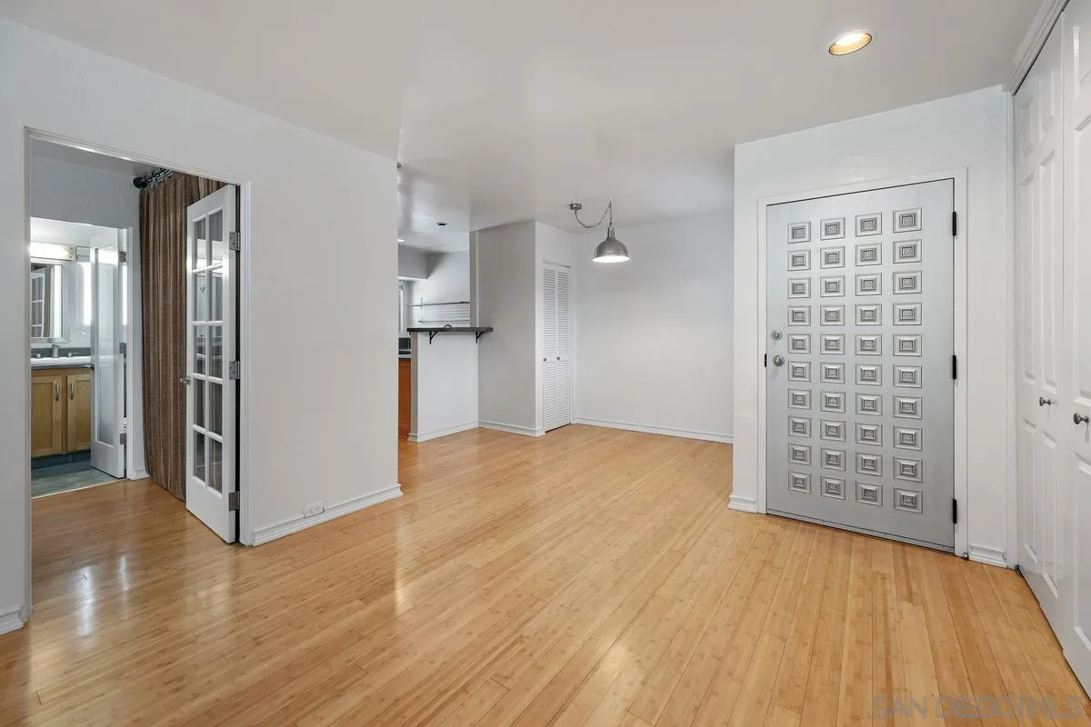2600 Torrey Pines Rd Unit A31