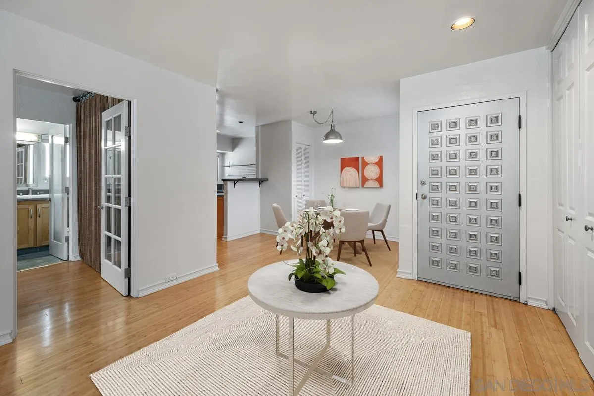 2600 Torrey Pines Rd Unit A31
