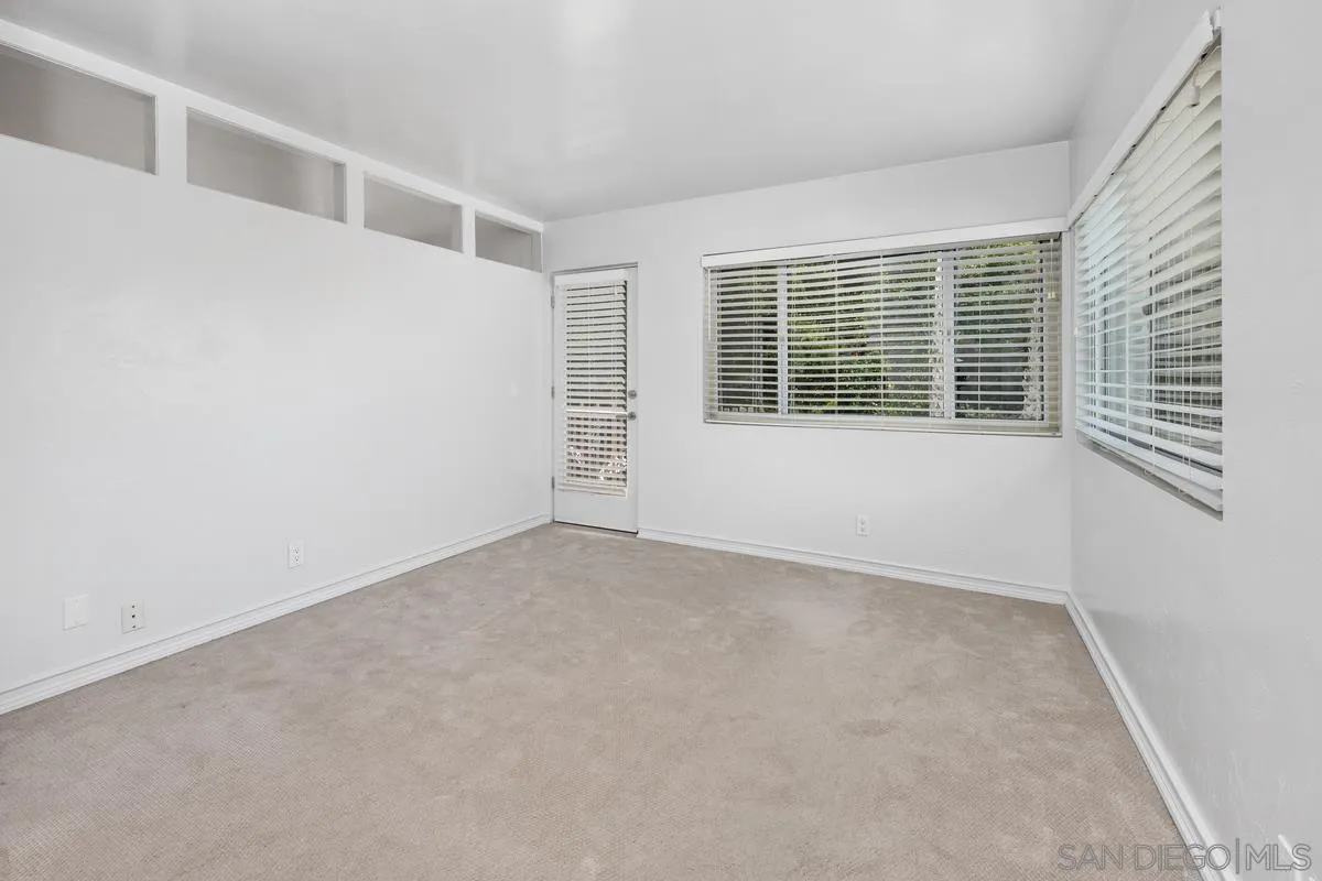 2600 Torrey Pines Rd Unit A31