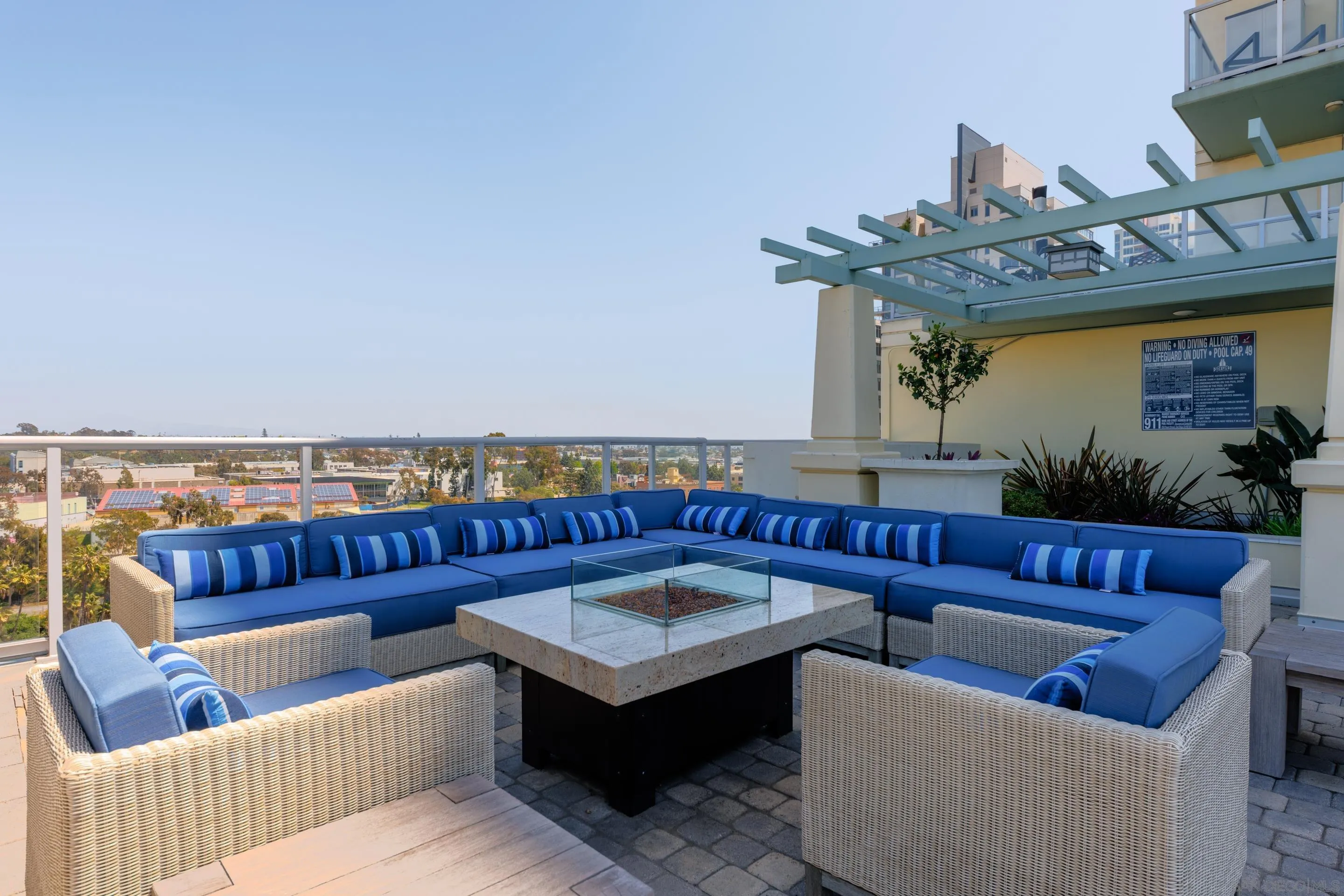 850 Beech St Unit 701