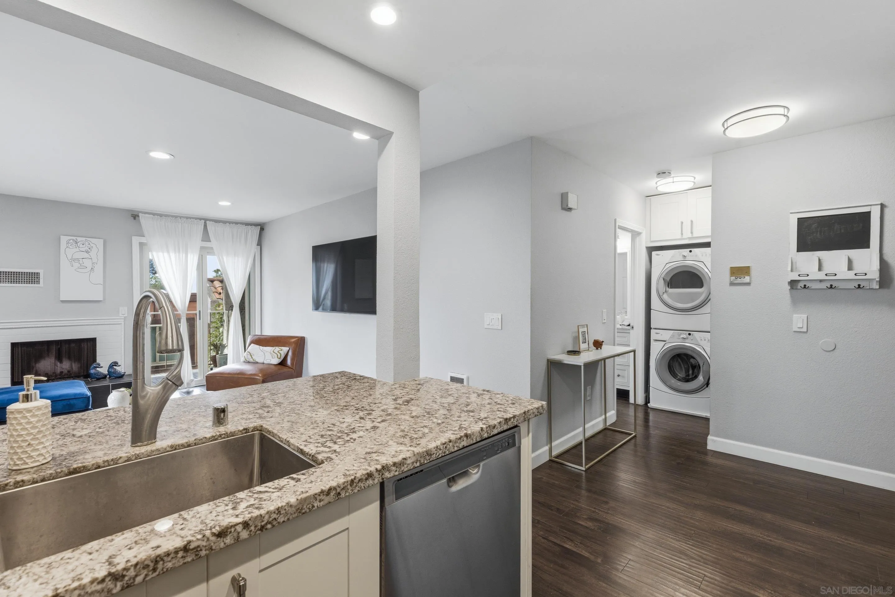 2960 Broadway Unit 7