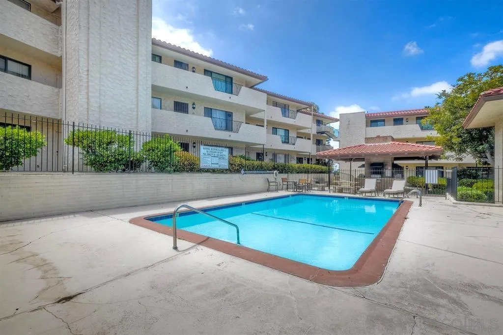 4235 Asher Unit 43